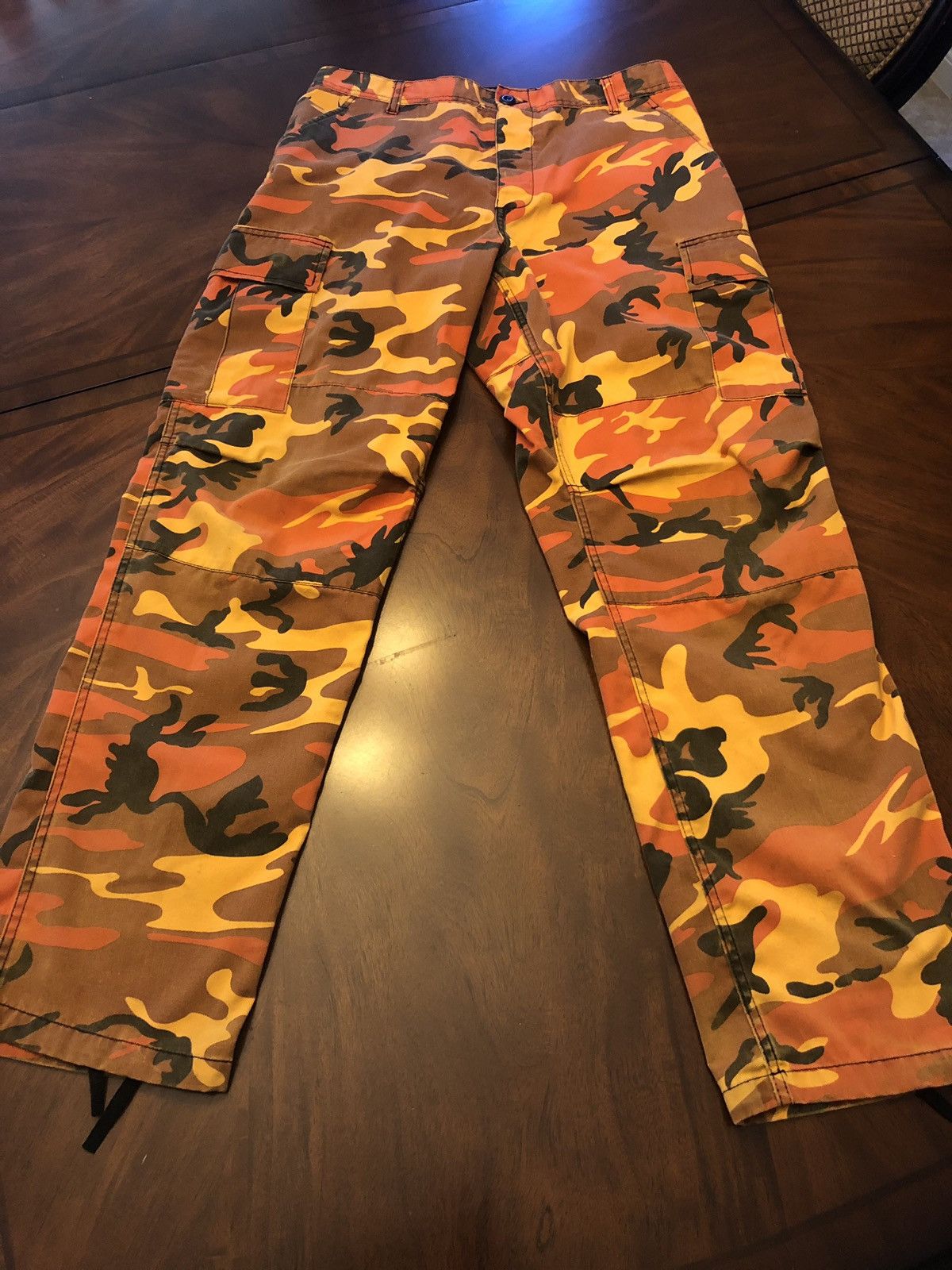 Vintage Vintage 90’s Orange Camouflage Cargo Pants Adjustable Size US 31 - 1 Thumbnail