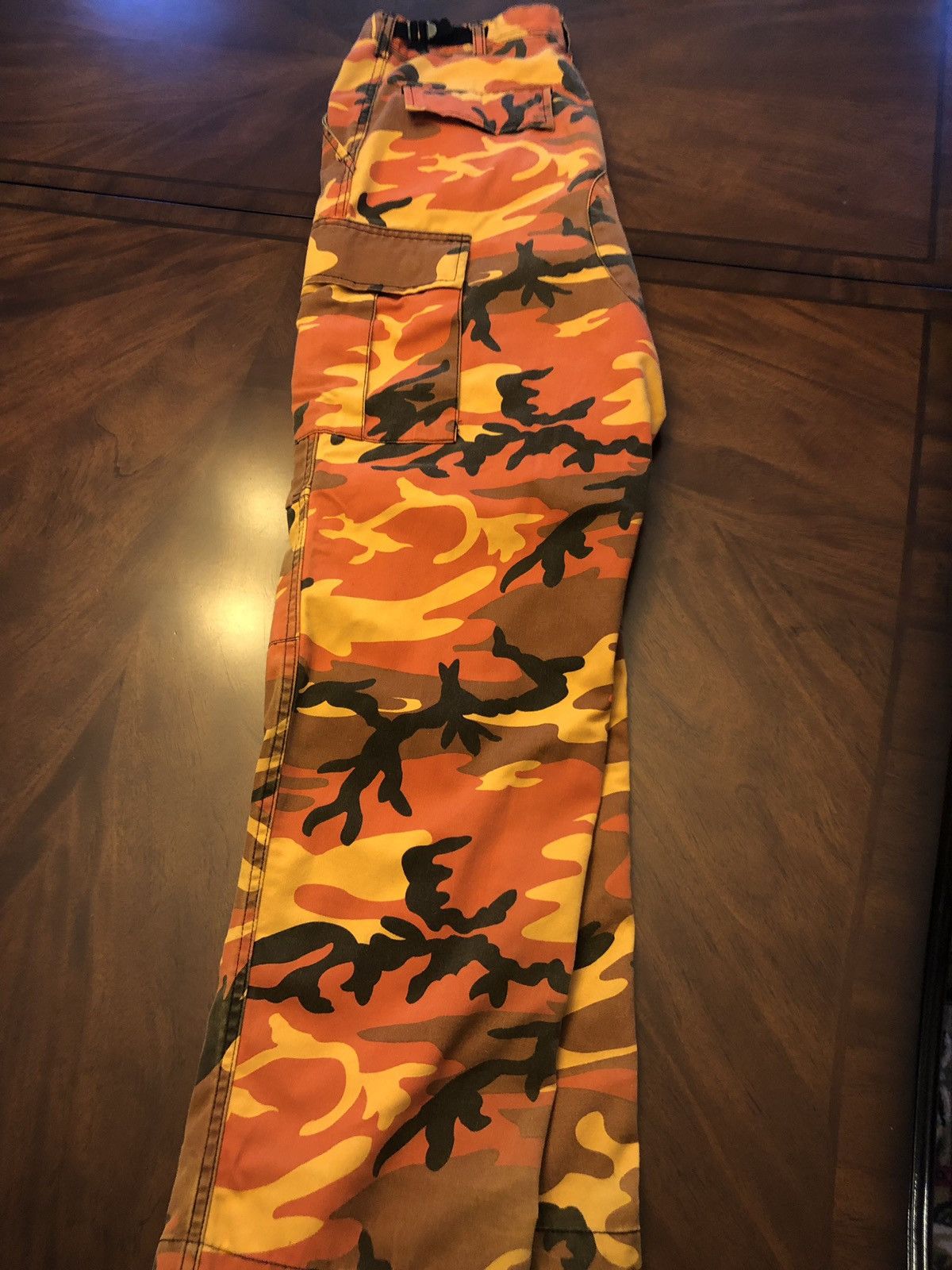 Vintage Vintage 90’s Orange Camouflage Cargo Pants Adjustable Size US 31 - 4 Thumbnail