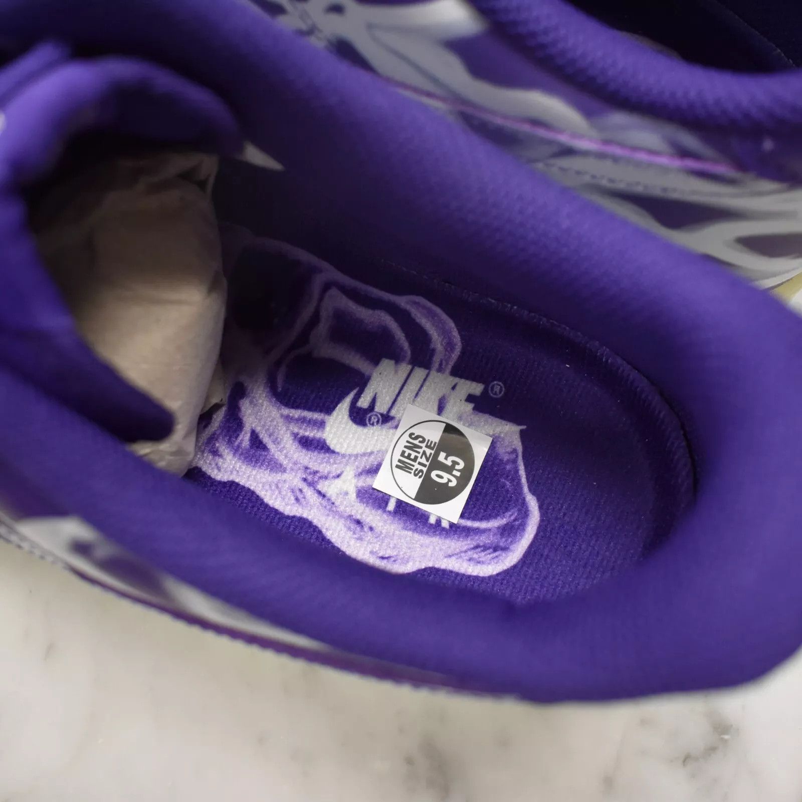 Nike Nike Air Force 1 QS Purple Skeleton Halloween 2021 Size US 9.5 / EU 42-43 - 11 Thumbnail