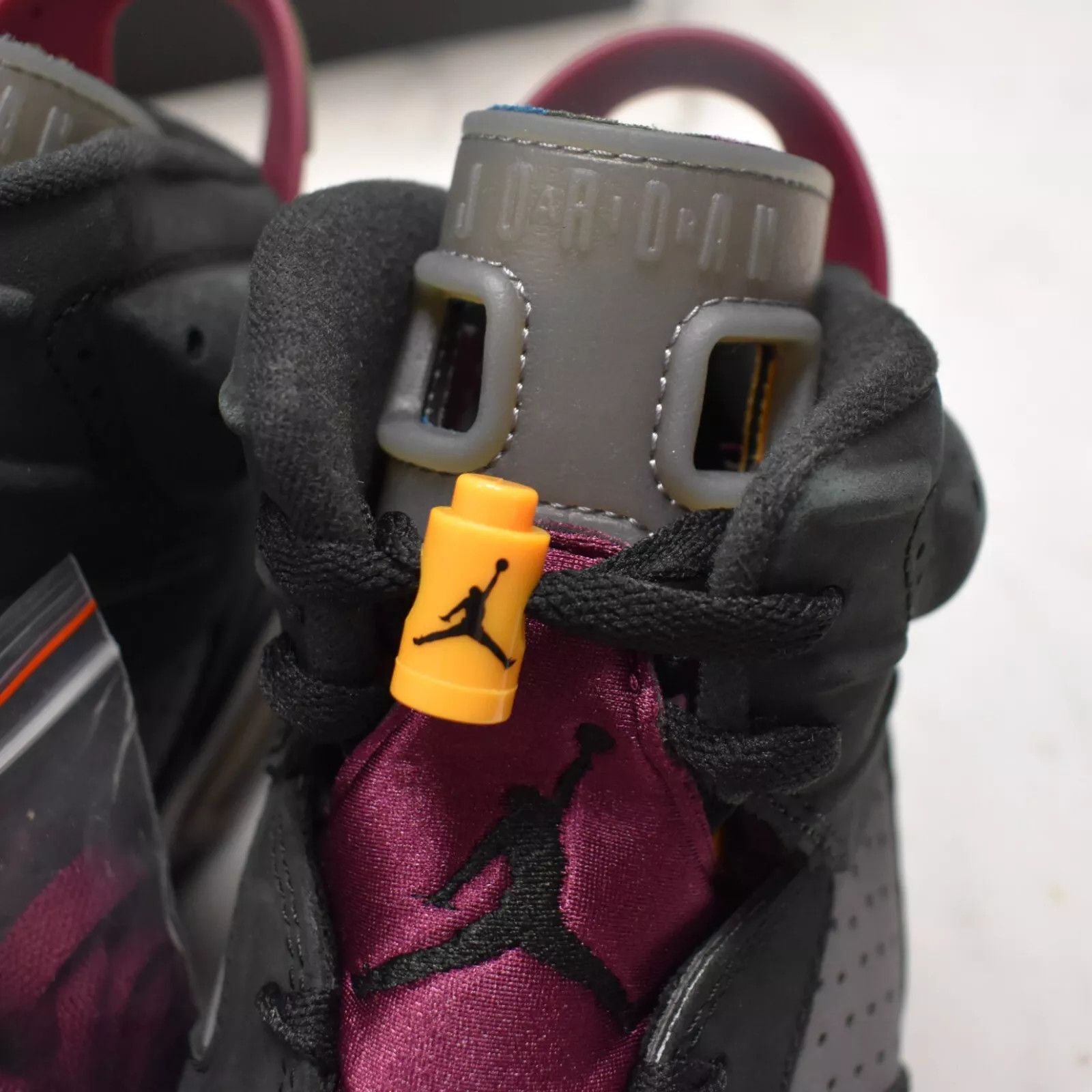Jordan Brand × Nike Air Jordan 6 Retro Bordeaux Black Gray Sneakers 2021 Size US 9 / EU 42 - 8 Thumbnail