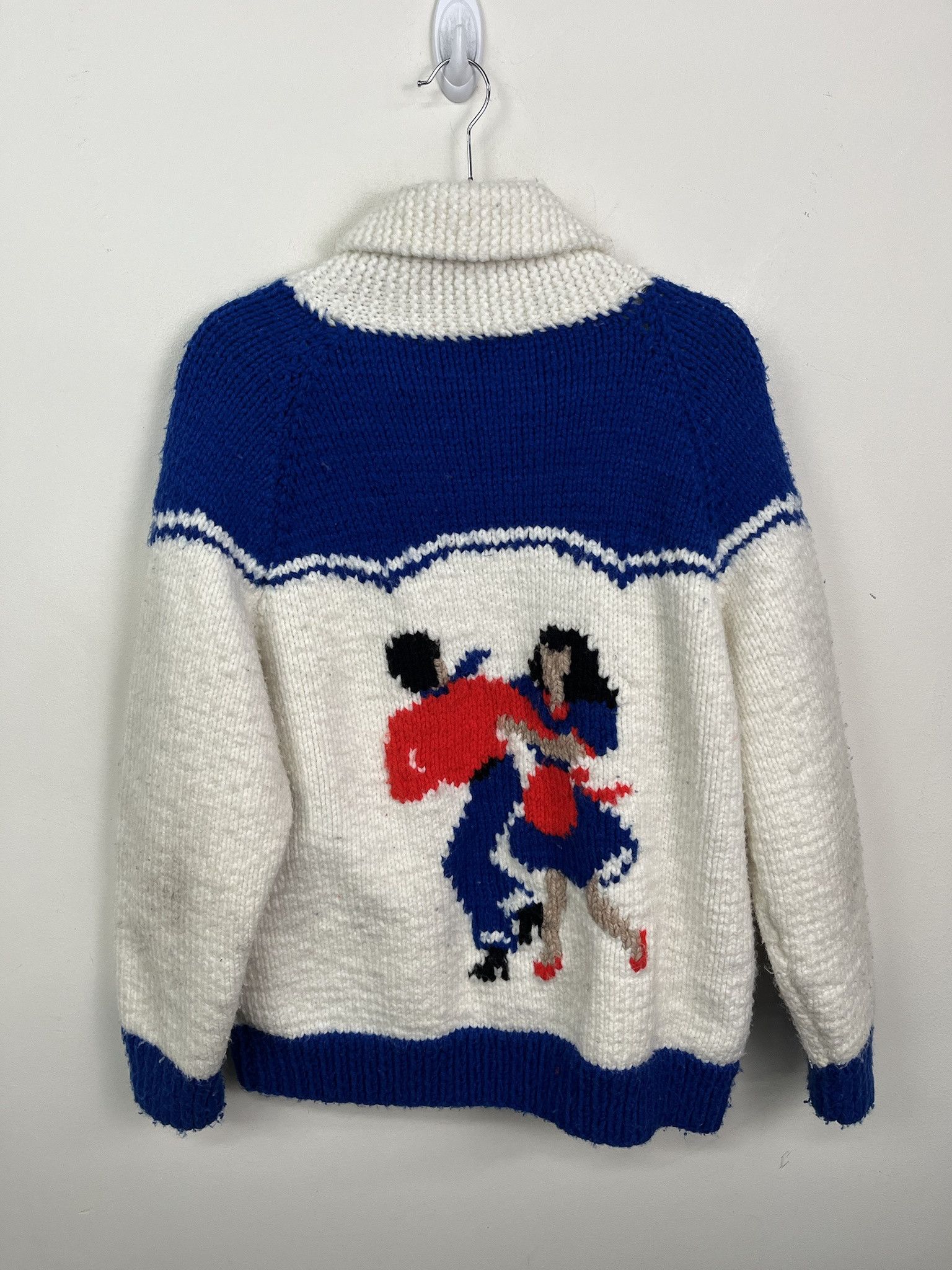 Vintage Vintage 1970s Tango Dancing Cowichan Thick Knit Cardigan Swater Size M Size US M / EU 48-50 / 2 - 3 Thumbnail