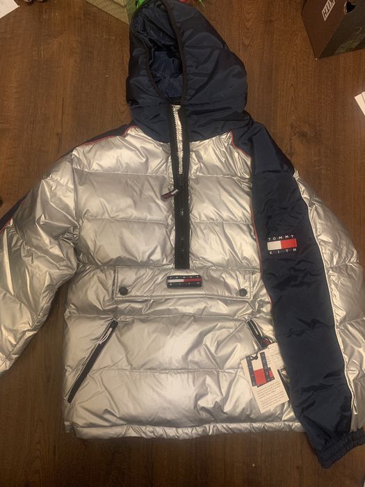 Kith x tommy hot sale hilfiger expedition puffer