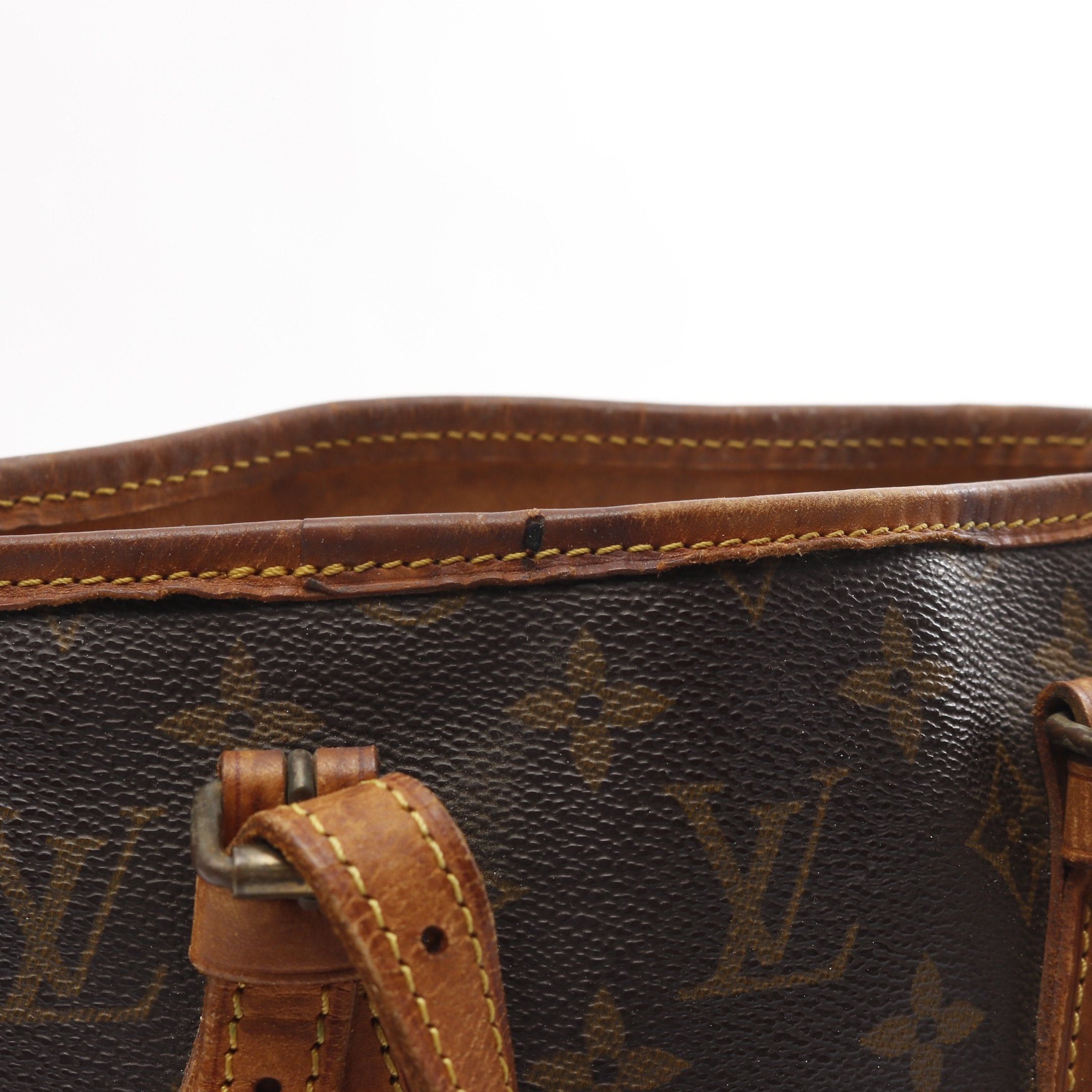 Louis Vuitton Louis Vuitton Bucket Pm Monogram Handbag Leather Brown Size ONE SIZE - 8 Thumbnail