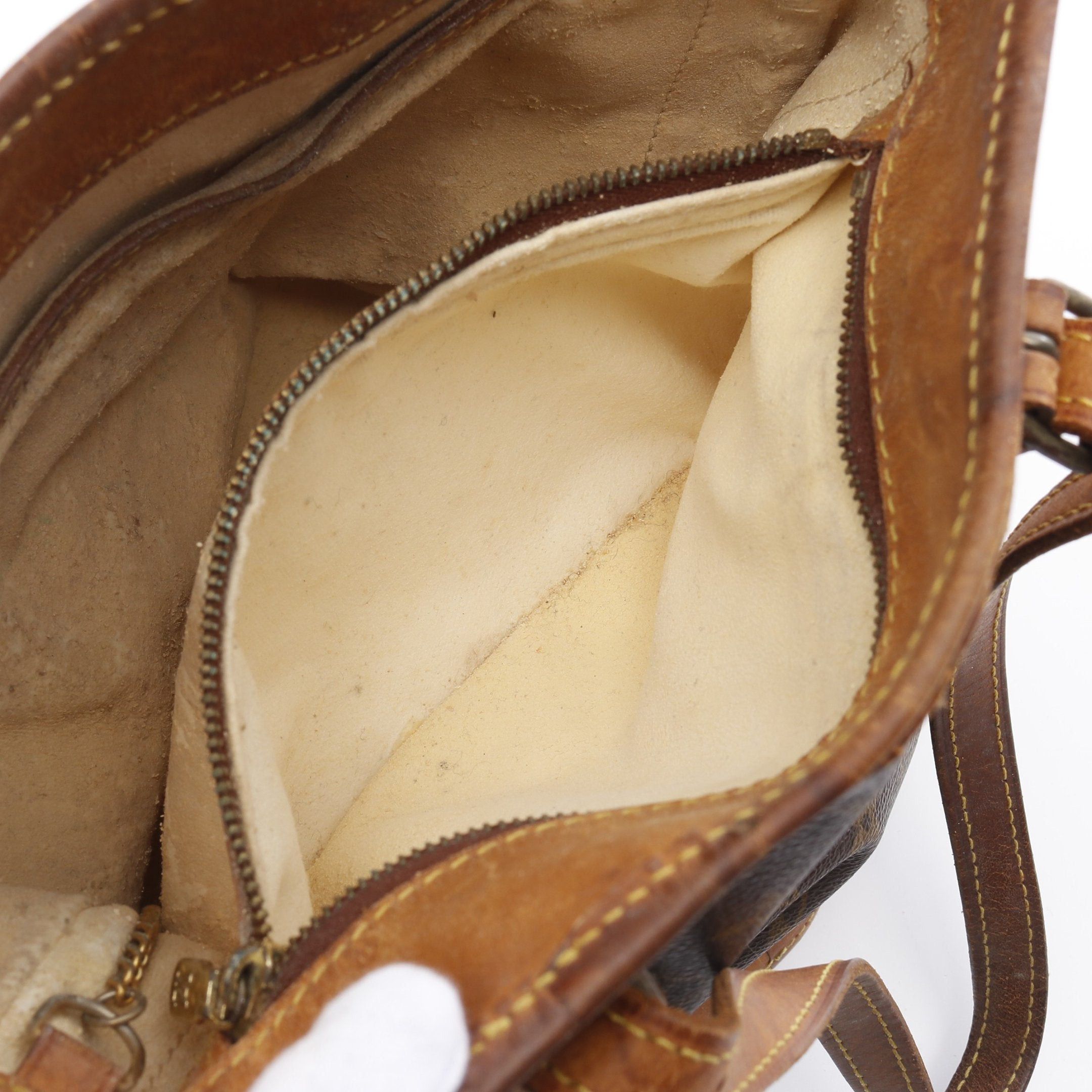 Louis Vuitton Louis Vuitton Bucket Pm Monogram Handbag Leather Brown Size ONE SIZE - 12 Thumbnail