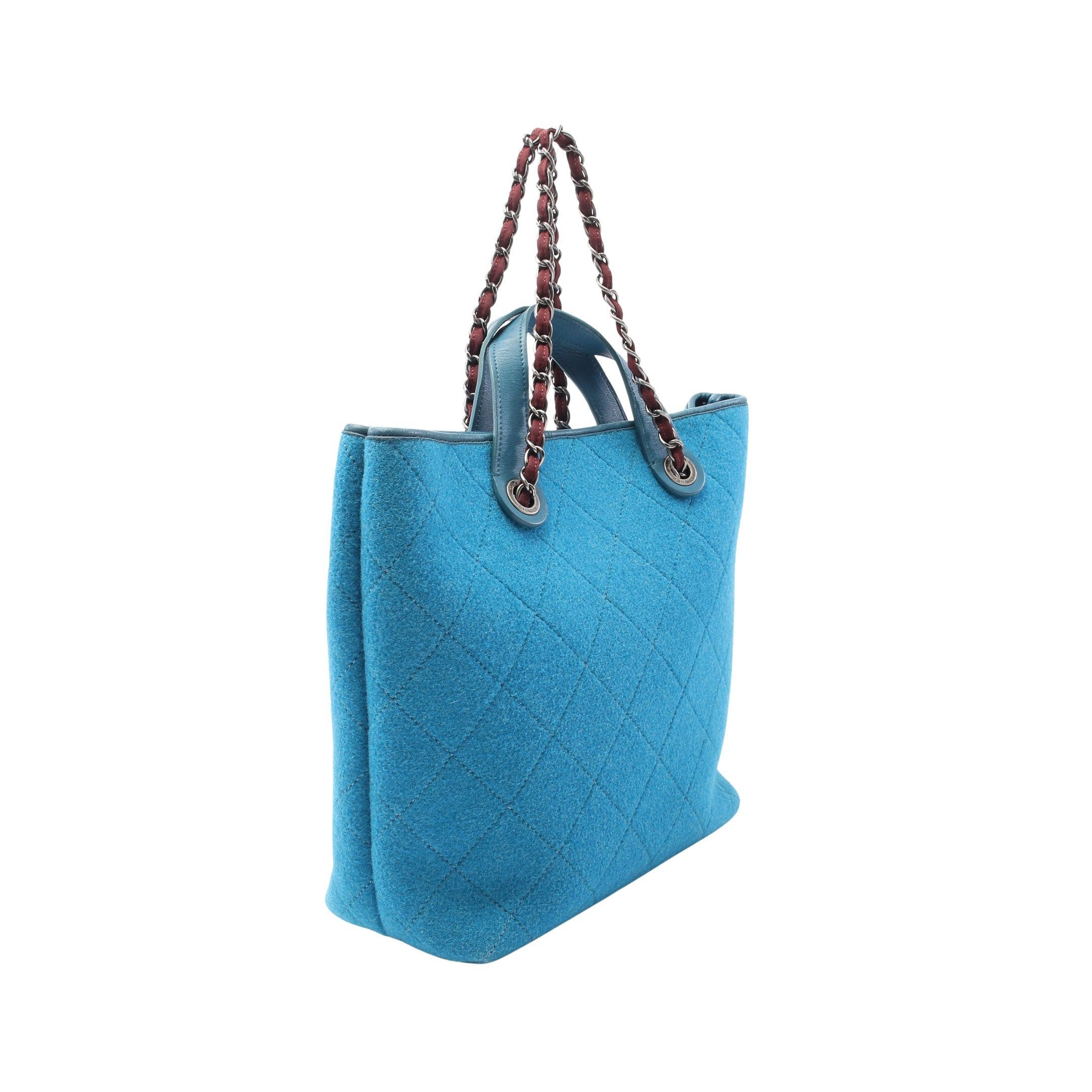 Chanel Chanel Matelasse Shoulder Bag Tote Wool Leather Turquoise Blue Antique Silver Hardware Size ONE SIZE - 2 Thumbnail