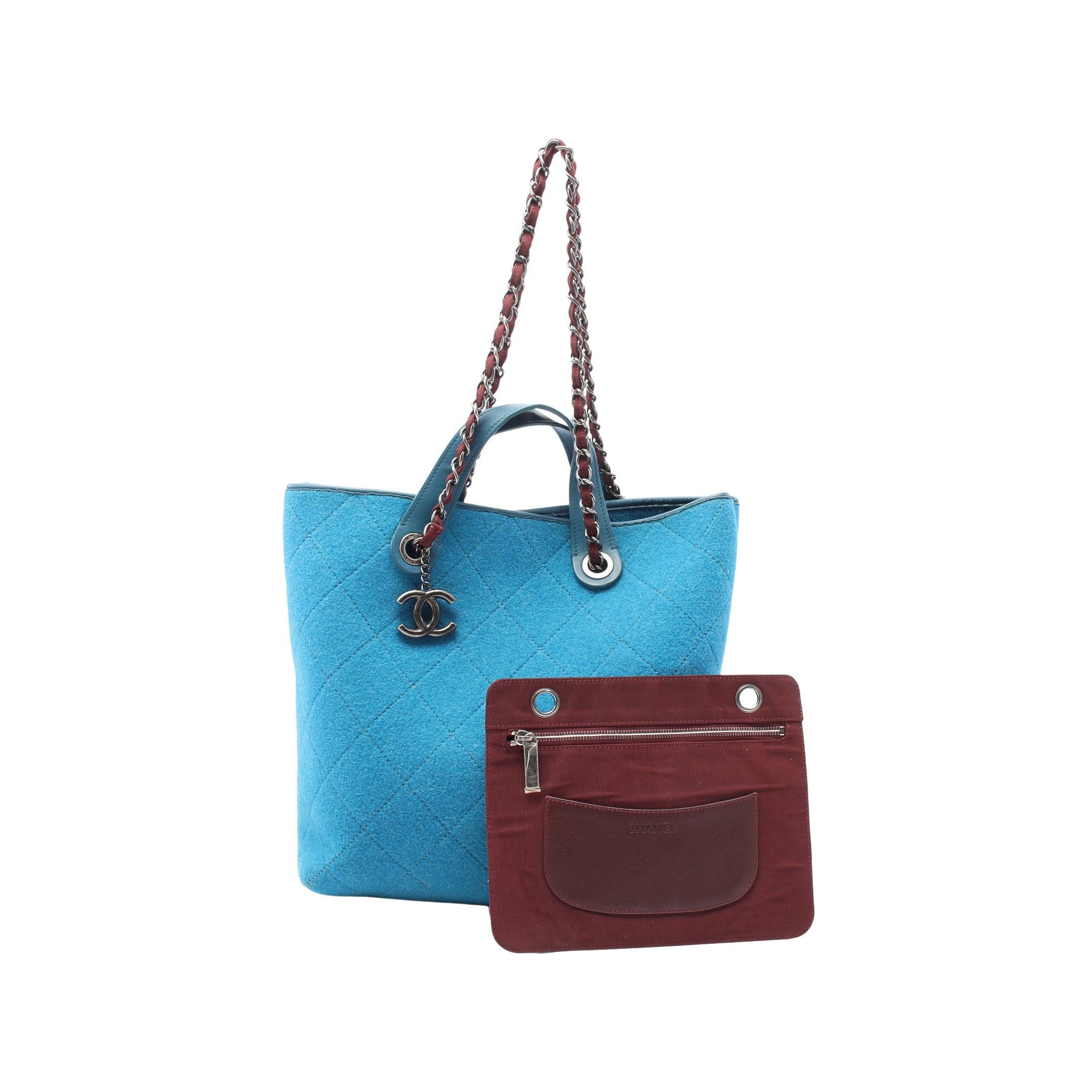 Chanel Chanel Matelasse Shoulder Bag Tote Wool Leather Turquoise Blue Antique Silver Hardware Size ONE SIZE - 6 Thumbnail