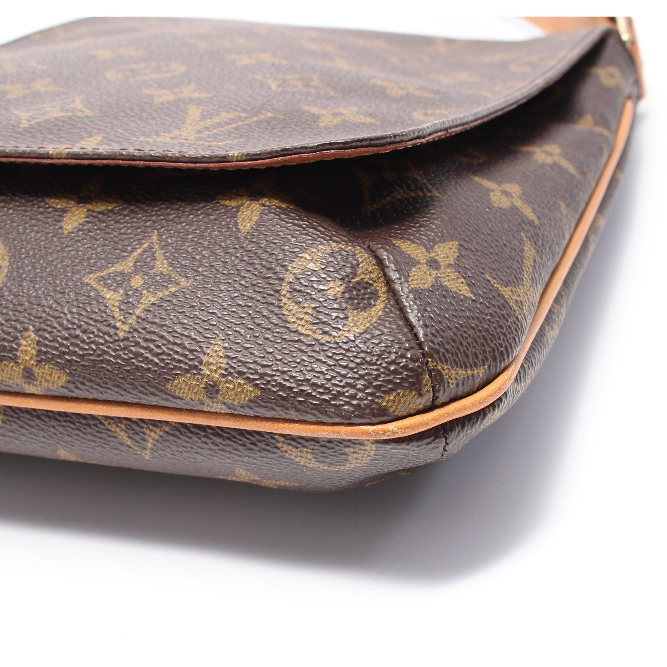 Louis Vuitton Louis Vuitton Musette Salsa Short Strap Monogram Shoulder Bag Leather Brown Size ONE SIZE - 8 Thumbnail