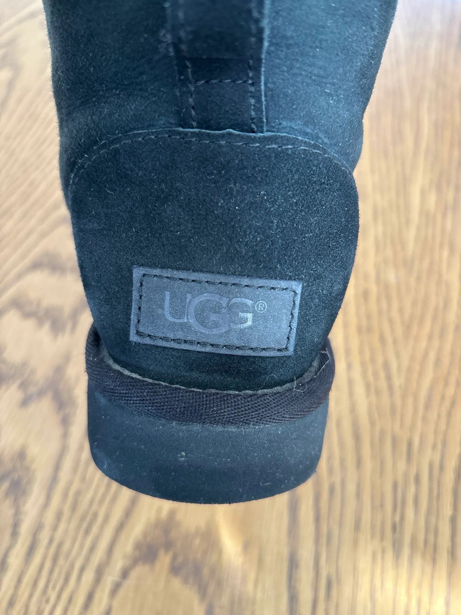 Ugg Uggs UGG Dam Classic Mini II Boots Size US 6 / IT 36 - 2 Thumbnail