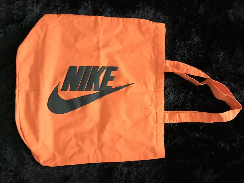 Vlone fanny outlet pack