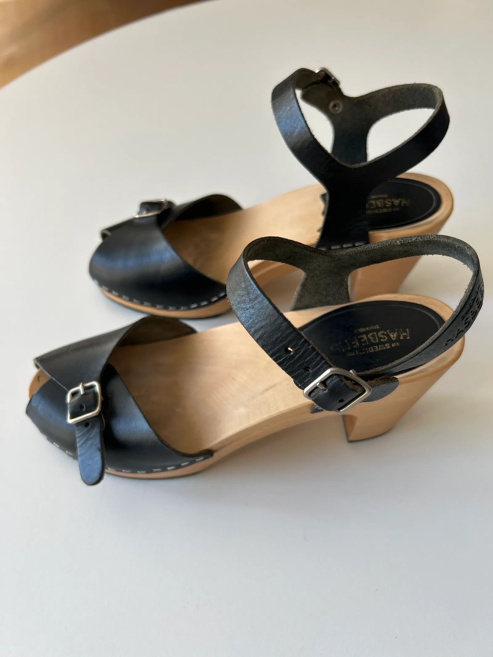 Swedish Hasbeens Swedish Hasbeens Heels Size US 7 / IT 37 - 3 Thumbnail