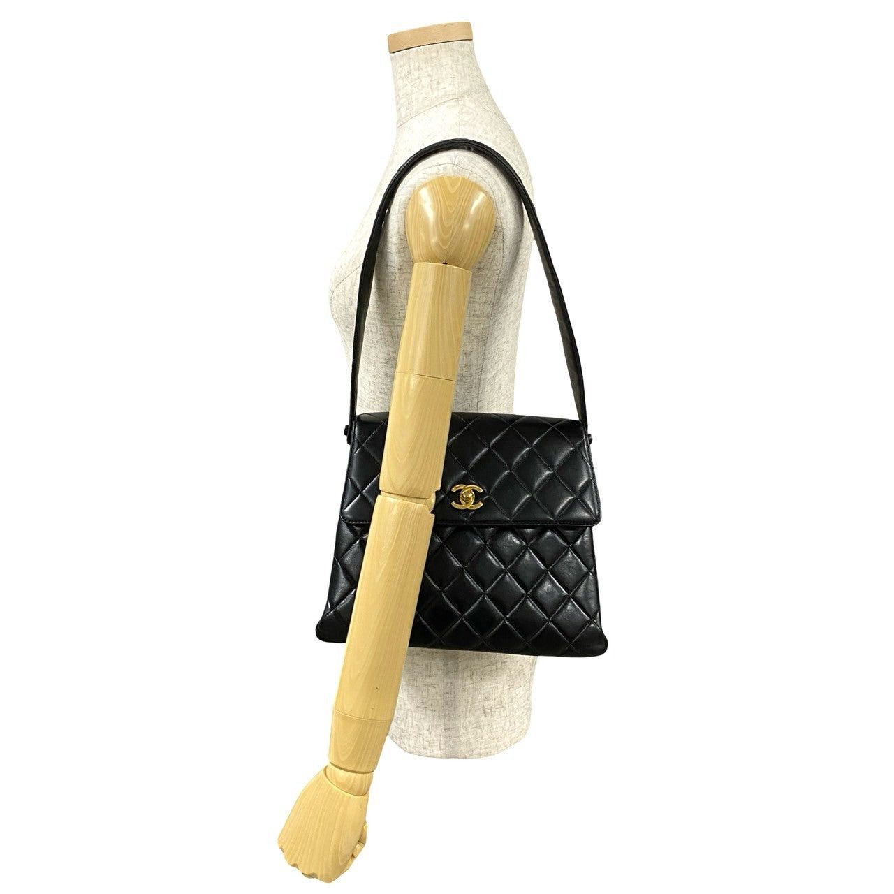 Chanel Chanel Shoulder Bag Black Leather Size ONE SIZE - 2 Thumbnail