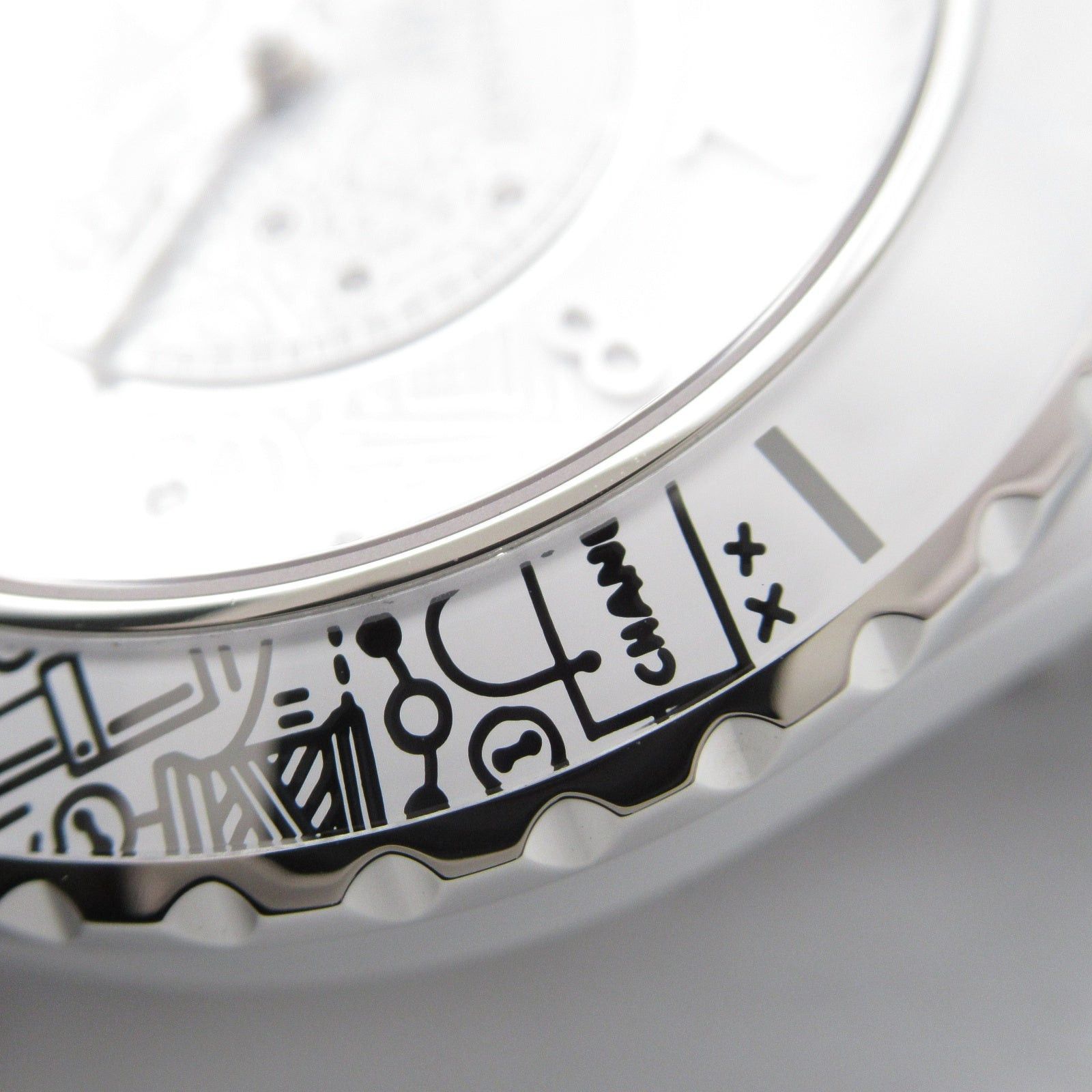 Chanel Chanel J12-20 12P Diamond Mens Watch Automatic Winding Ceramic White Size ONE SIZE - 11 Thumbnail