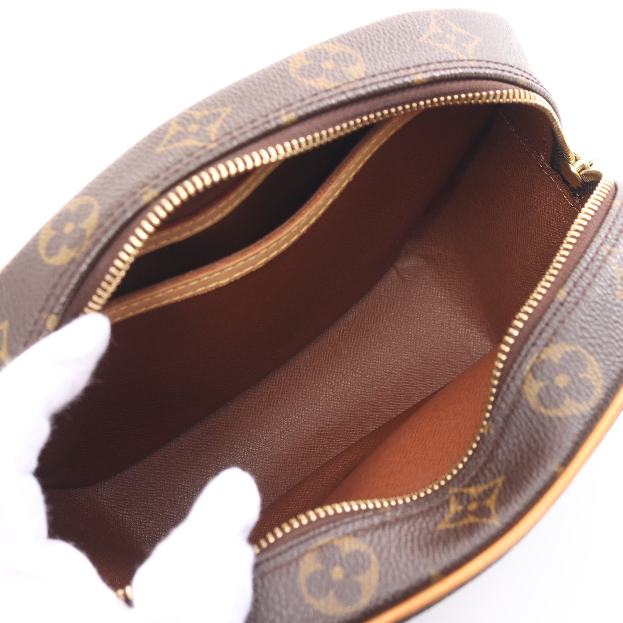 Louis Vuitton Louis Vuitton Blower Monogram Shoulder Bag Leather Brown Size ONE SIZE - 3 Thumbnail