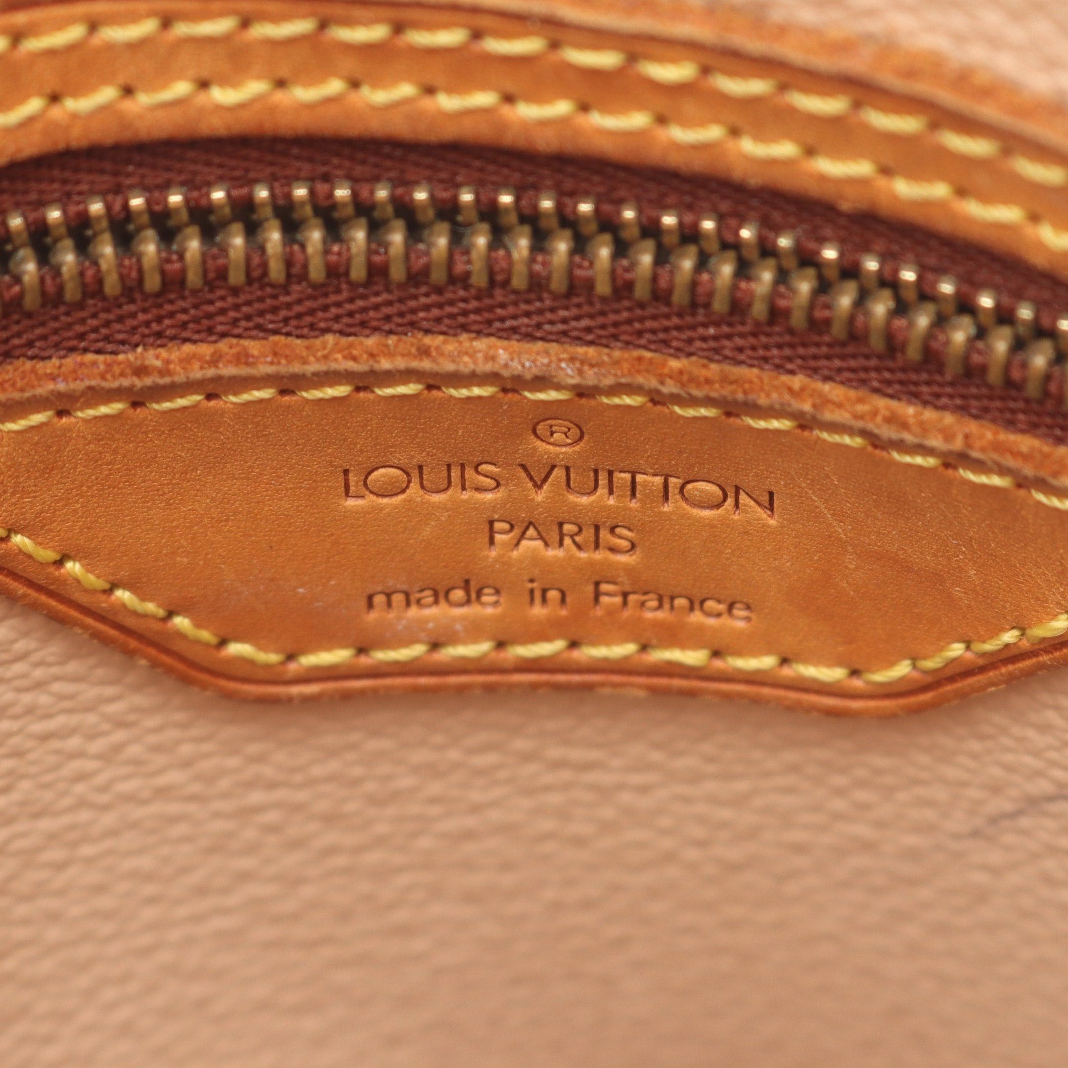 Louis Vuitton Louis Vuitton Bucket Pm Monogram Handbag Leather Brown Size ONE SIZE - 4 Thumbnail