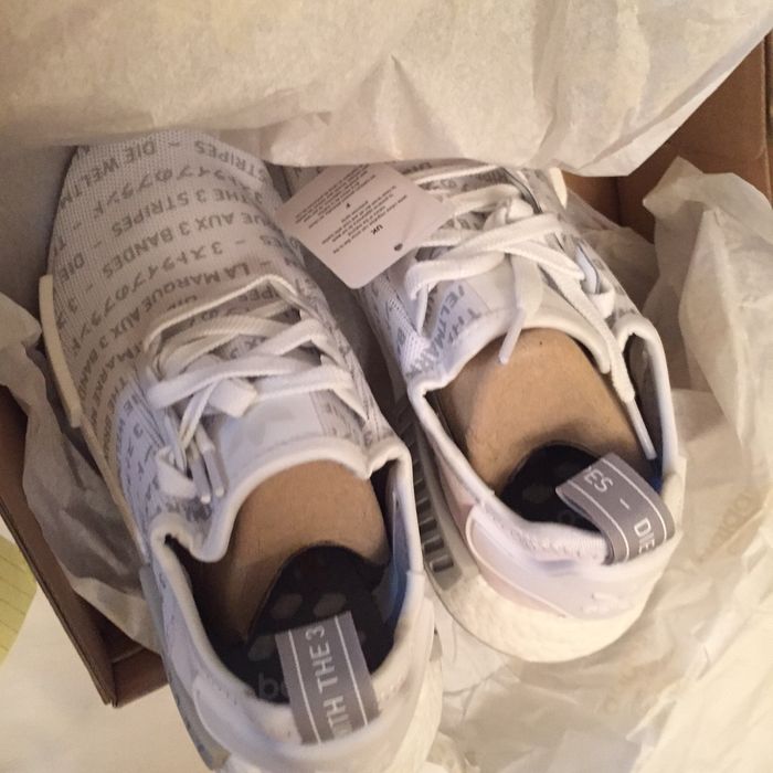 nmd r1 3 stripes
