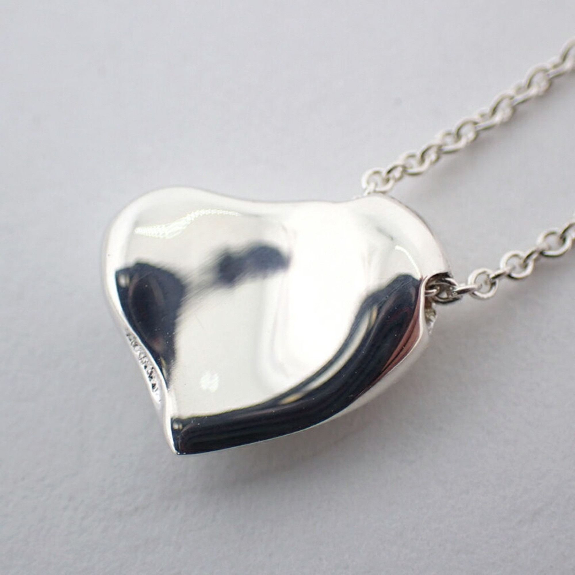 Tiffany & Co. Tiffany & Co Full heart necklace Size ONE SIZE - 4 Thumbnail