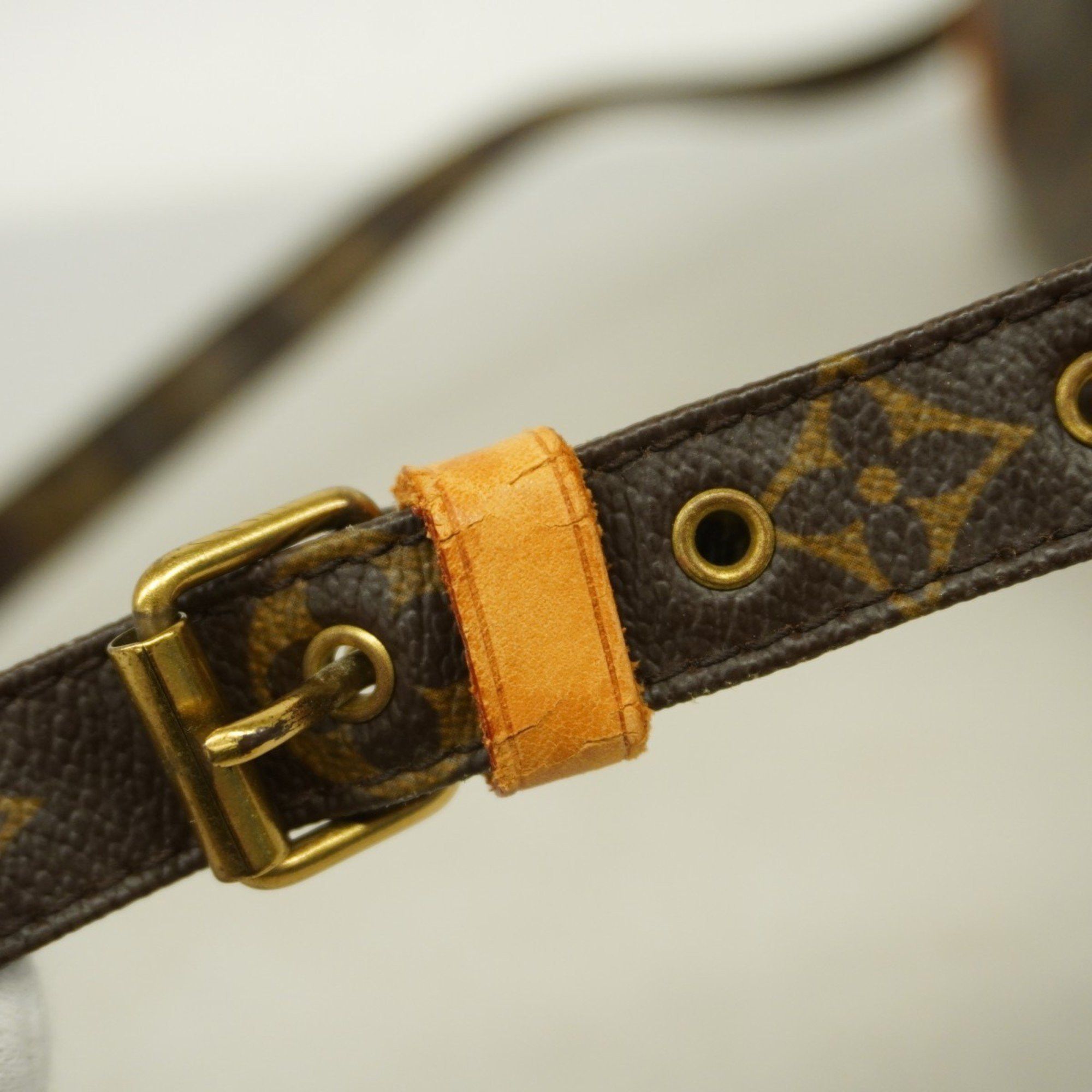Louis Vuitton Louis Vuitton Nile shoulder Size ONE SIZE - 10 Thumbnail