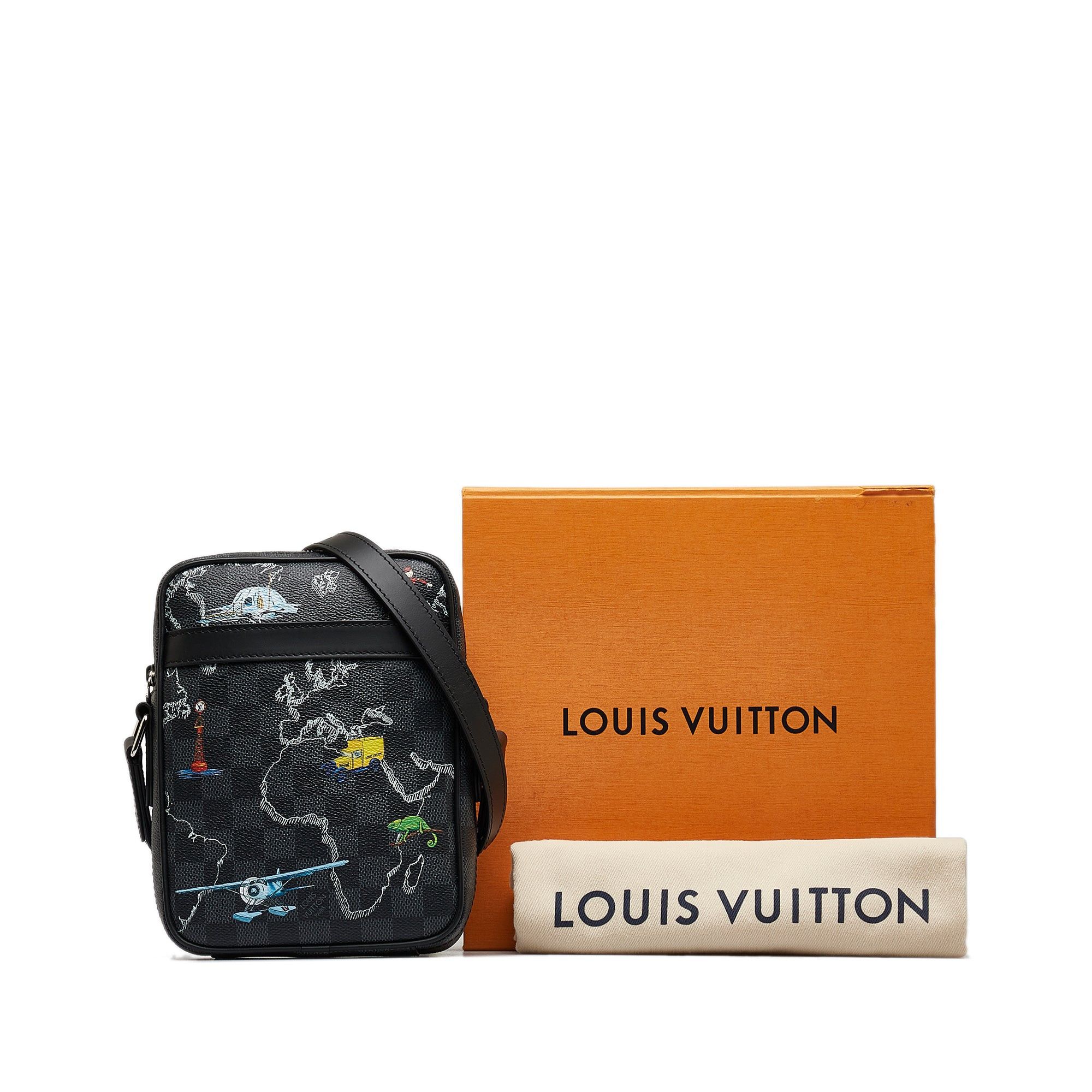 Louis Vuitton Louis Vuitton Damier Graphite Renaissance Map Danube Slim PM Black Size ONE SIZE - 10 Thumbnail