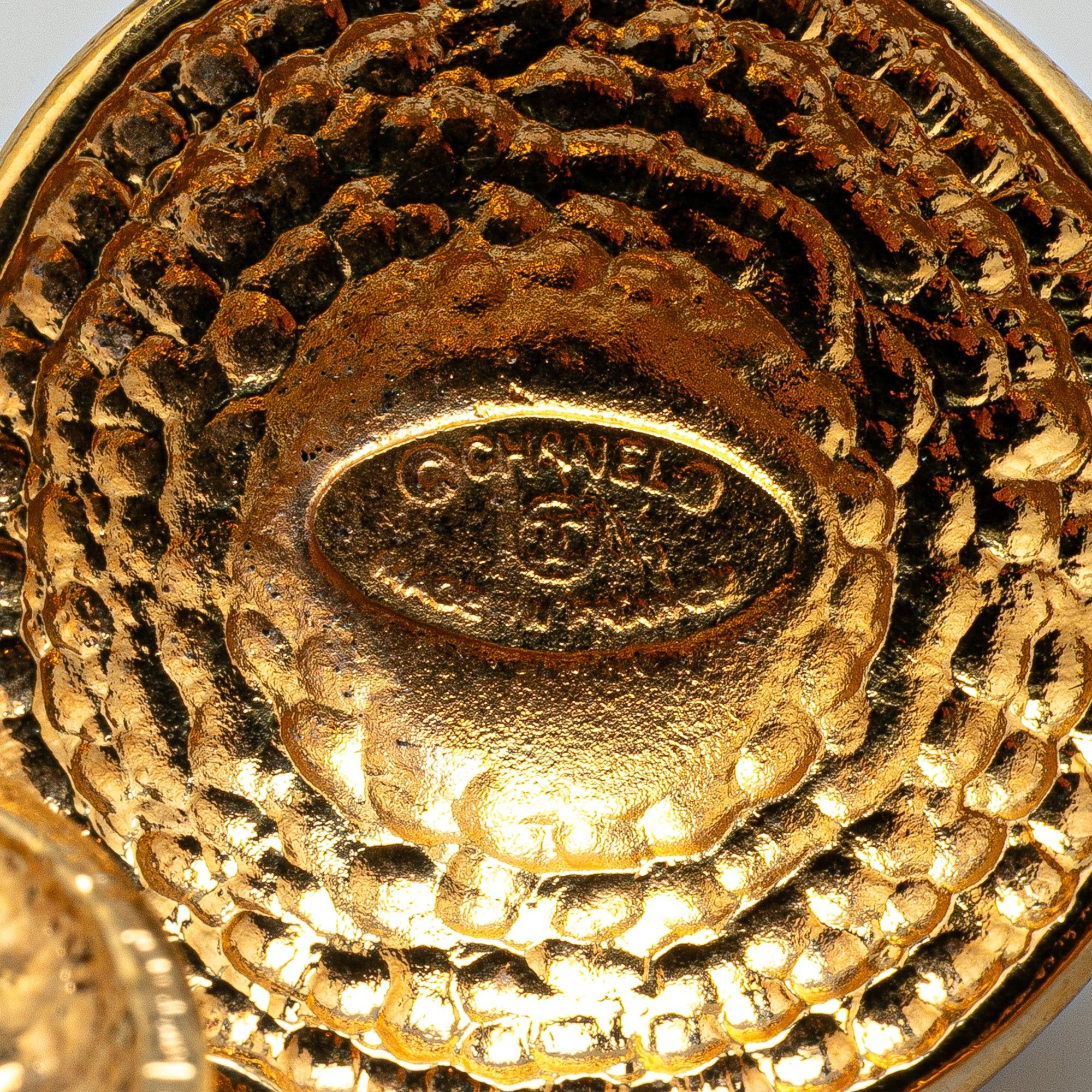 Chanel Gold Plated CC Medallion Link Bracelet Gold
