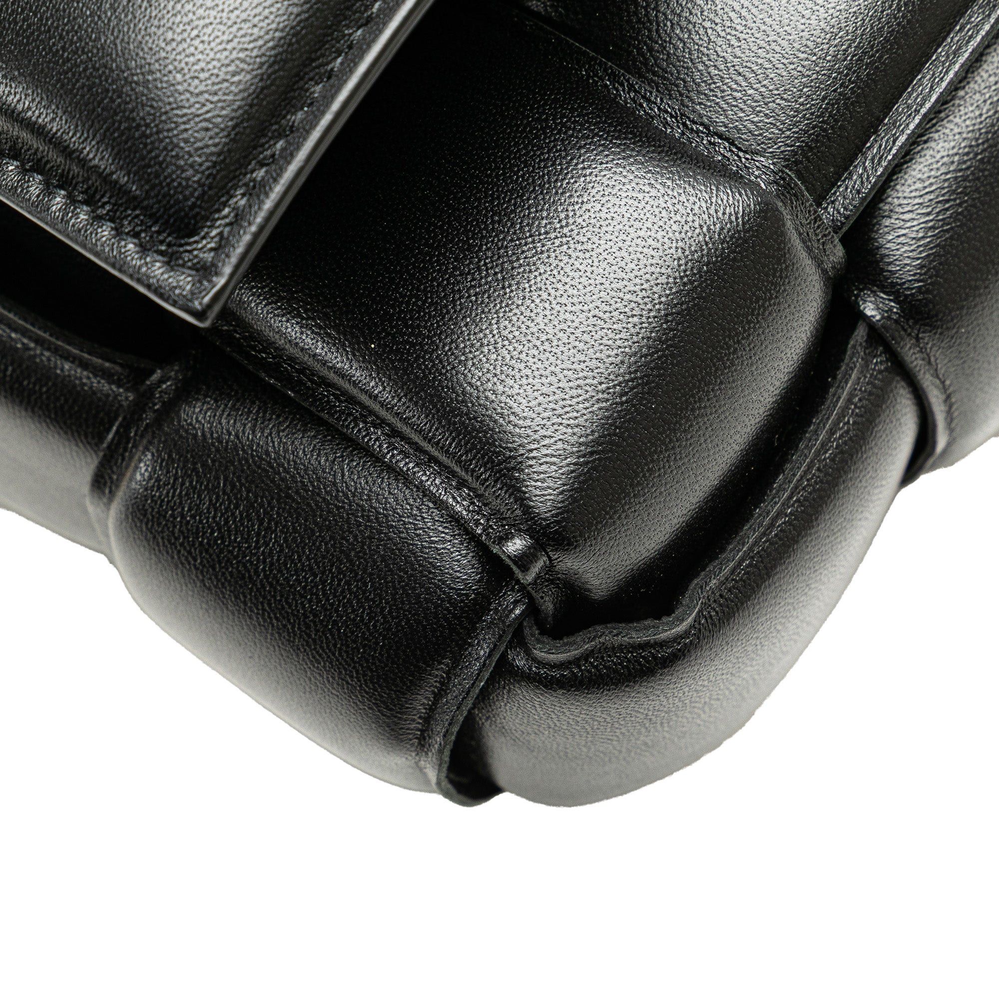 Bottega Veneta Bottega Veneta Nappa Intrecciato Padded Chain Cassette Satchel Black Size ONE SIZE - 9 Thumbnail