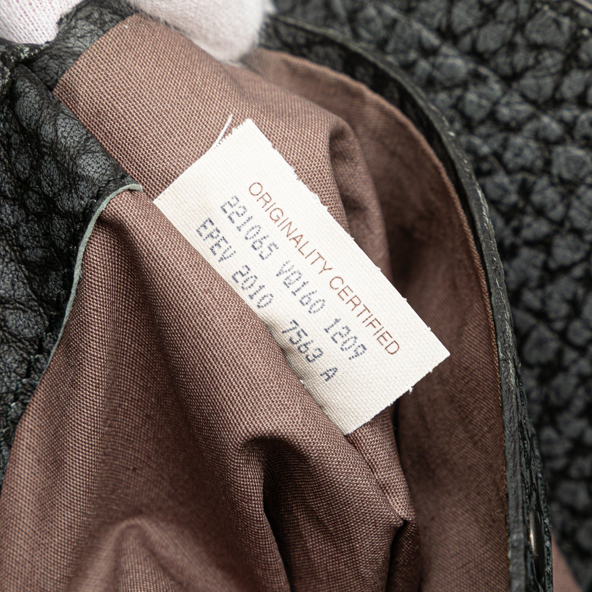 Bottega Veneta Bottega Veneta Calfskin Intrecciato Cervo Crossbody Black Size ONE SIZE - 5 Thumbnail