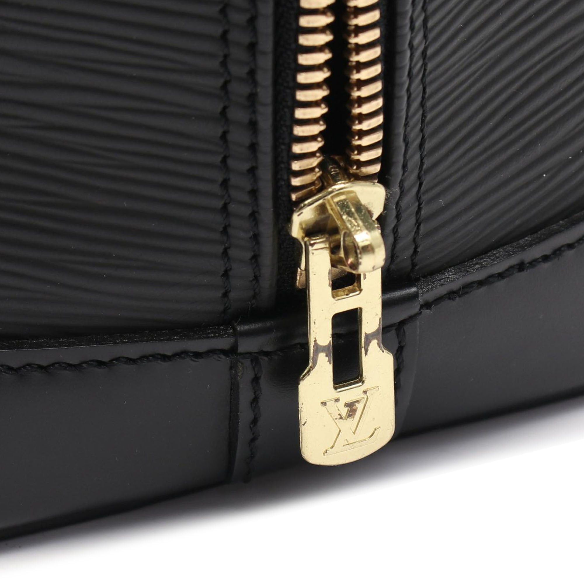 Louis Vuitton Louis Vuitton Epi Alma PM Black Size ONE SIZE - 8 Thumbnail