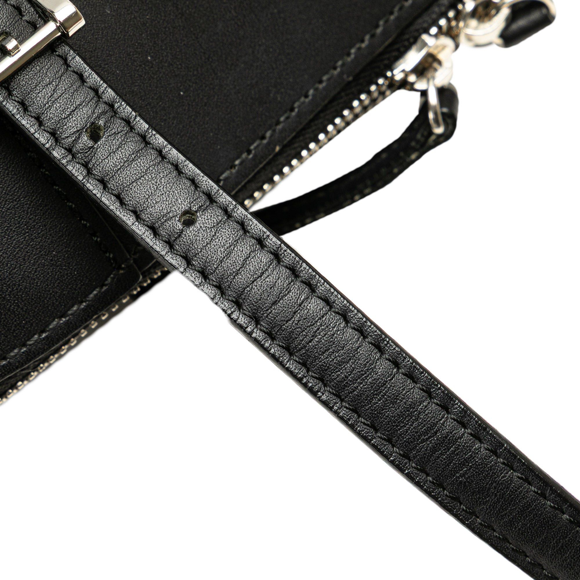Burberry Burberry Leather Dome Handbag Black Size ONE SIZE - 10 Thumbnail