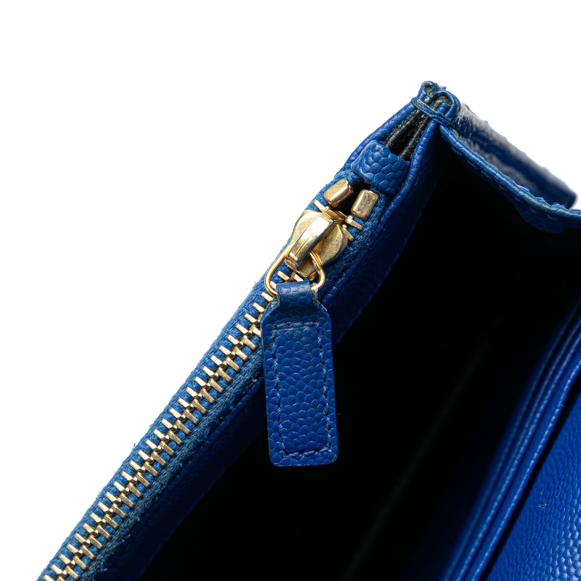 Saint Laurent Paris Saint Laurent Grain De Poudre Matelasse Chevron Monogram Chain Wallet Blue Size ONE SIZE - 9 Thumbnail