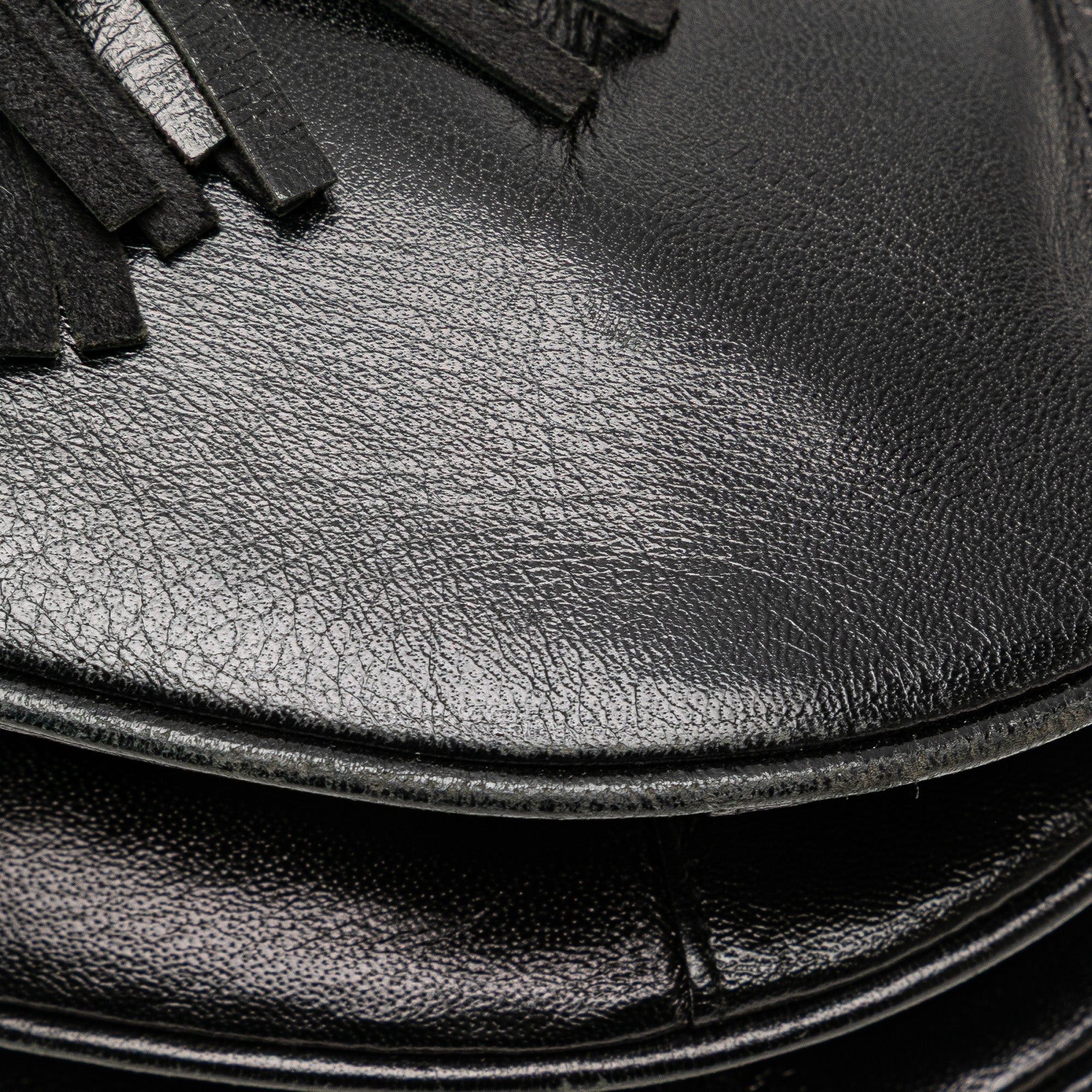 Yves Saint Laurent Yves Saint Laurent Leather Shoulder Bag Black Size ONE SIZE - 11 Thumbnail
