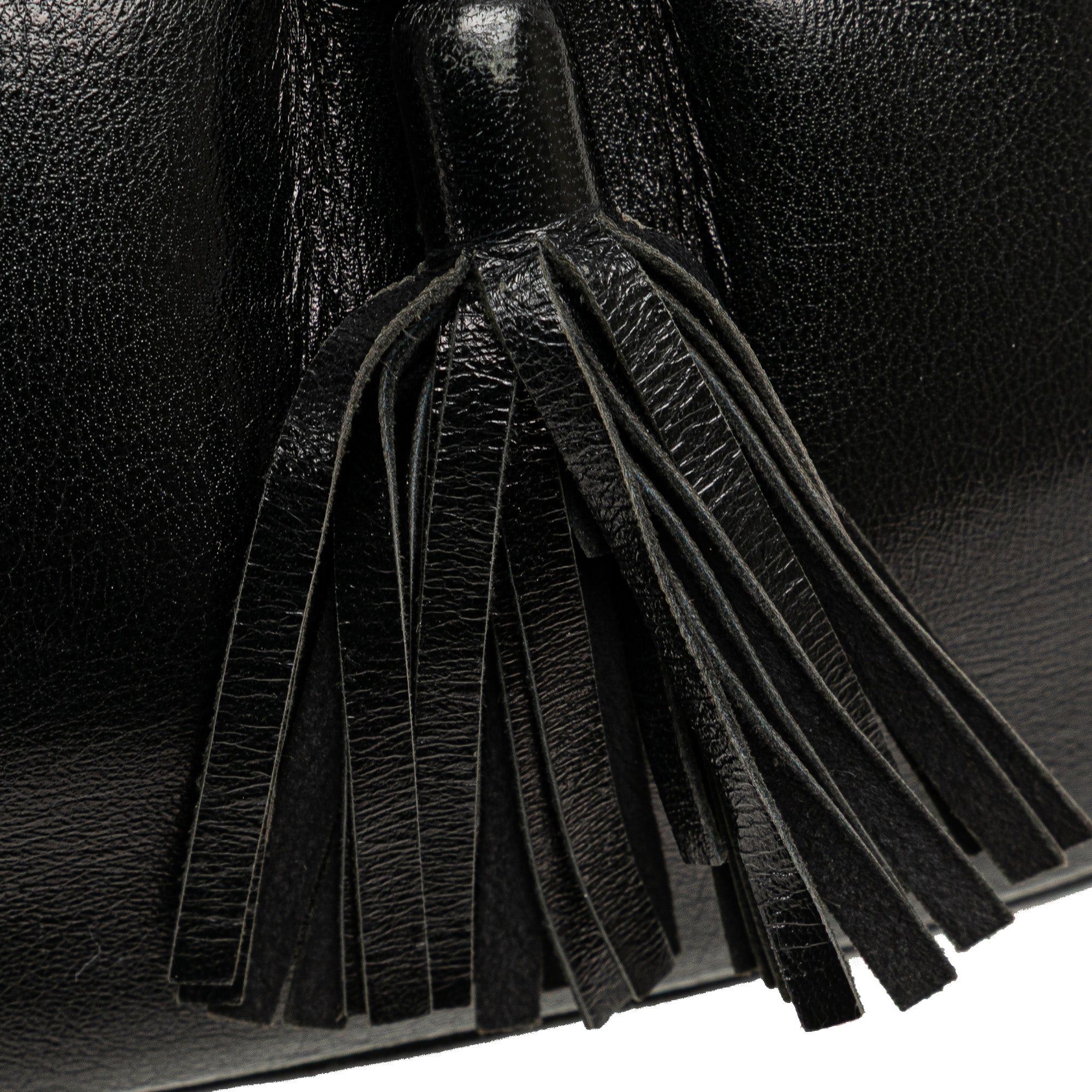 Yves Saint Laurent Yves Saint Laurent Leather Shoulder Bag Black Size ONE SIZE - 10 Thumbnail