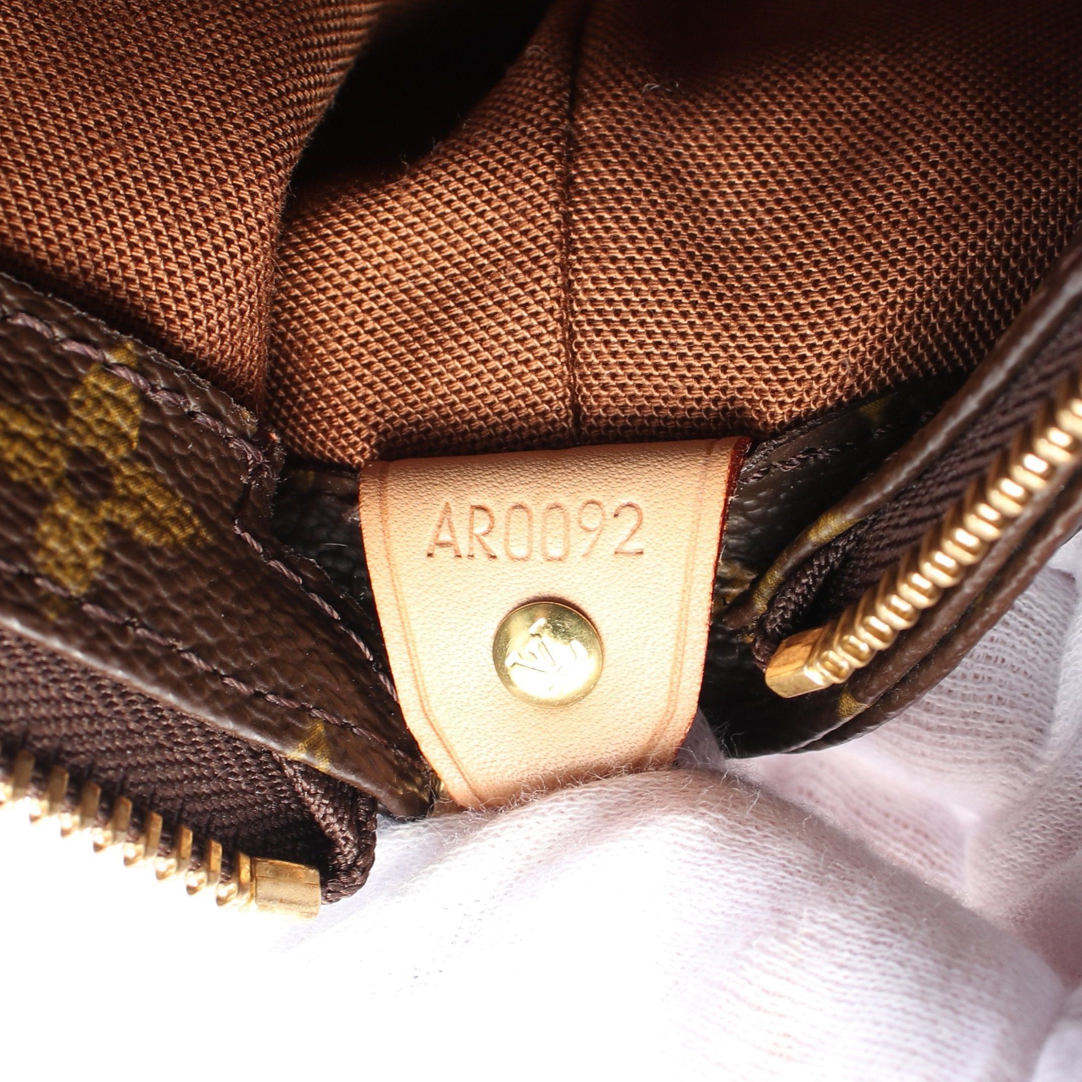 Louis Vuitton Louis Vuitton Kabamezo Monogram Shoulder Bag Tote Leather Brown Size ONE SIZE - 5 Thumbnail