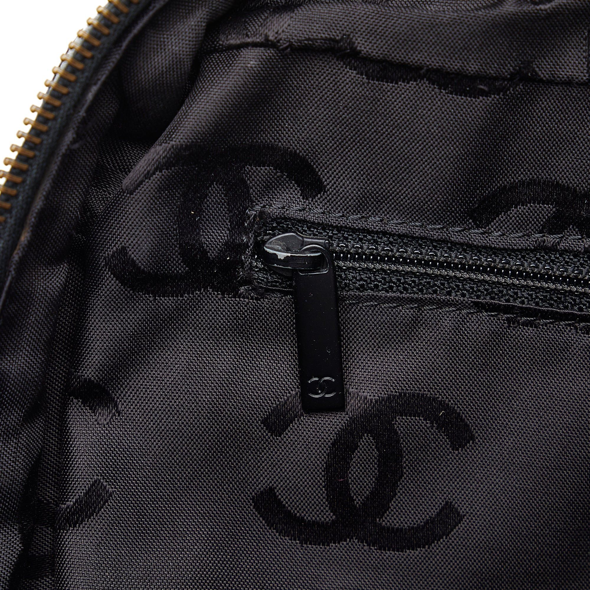 Chanel Chanel Cotton Choco Bar Shoulder Bag Black Size ONE SIZE - 9 Thumbnail