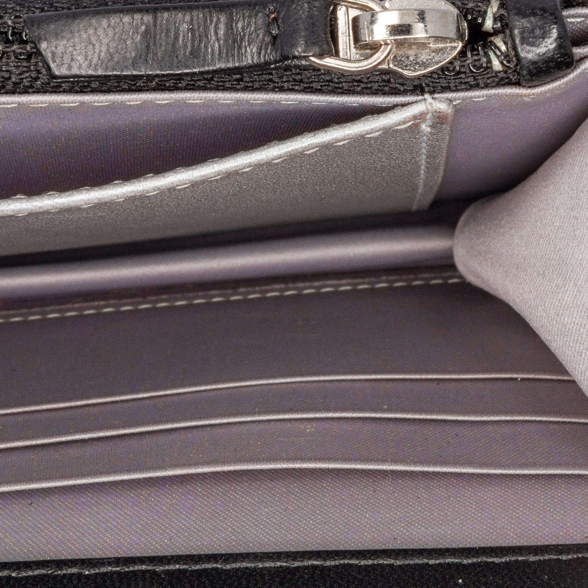 Chanel Chanel Lambskin Camellia Embossed Wallet On Chain Black Size ONE SIZE - 8 Thumbnail