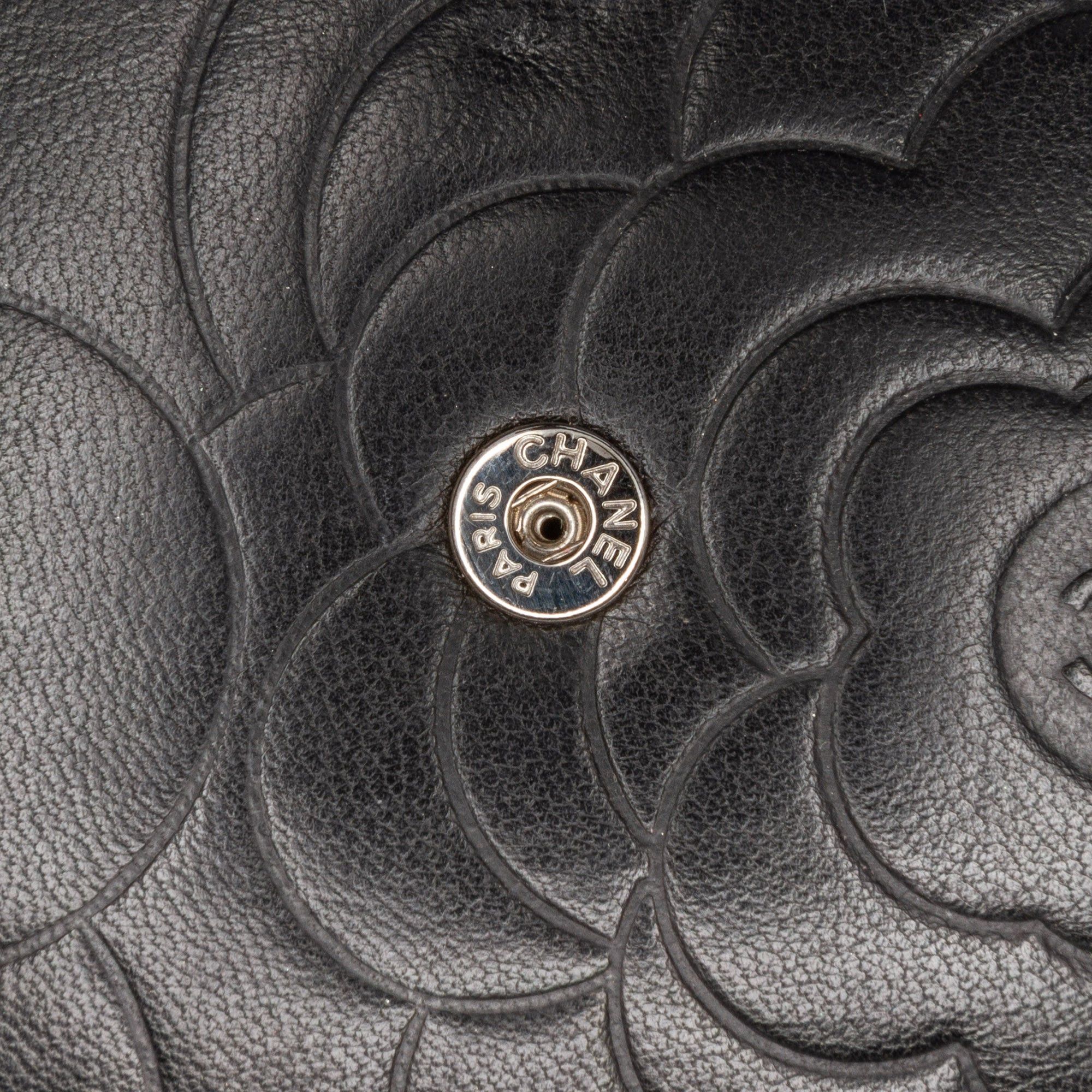 Chanel Chanel Lambskin Camellia Embossed Wallet On Chain Black Size ONE SIZE - 5 Thumbnail