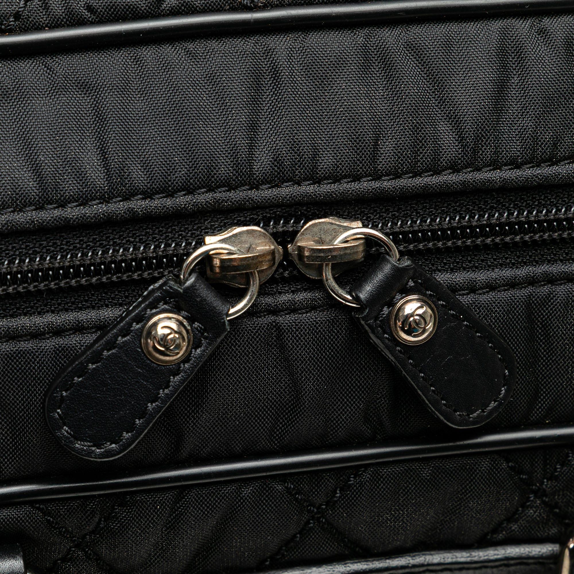 Chanel Chanel Paris New York Quilted Nylon Duffle Handbag Black Size ONE SIZE - 8 Thumbnail