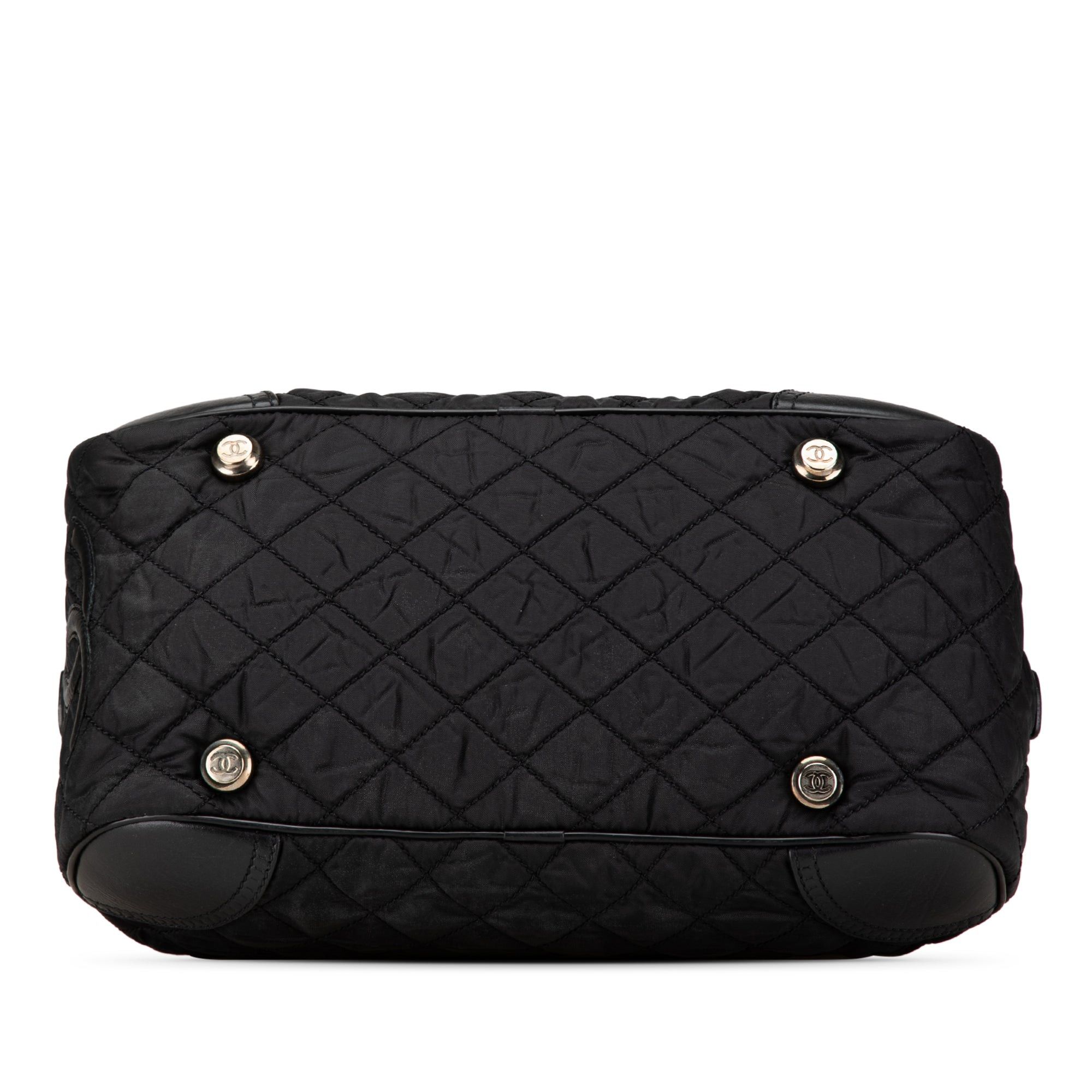 Chanel Chanel Paris New York Quilted Nylon Duffle Handbag Black Size ONE SIZE - 3 Thumbnail
