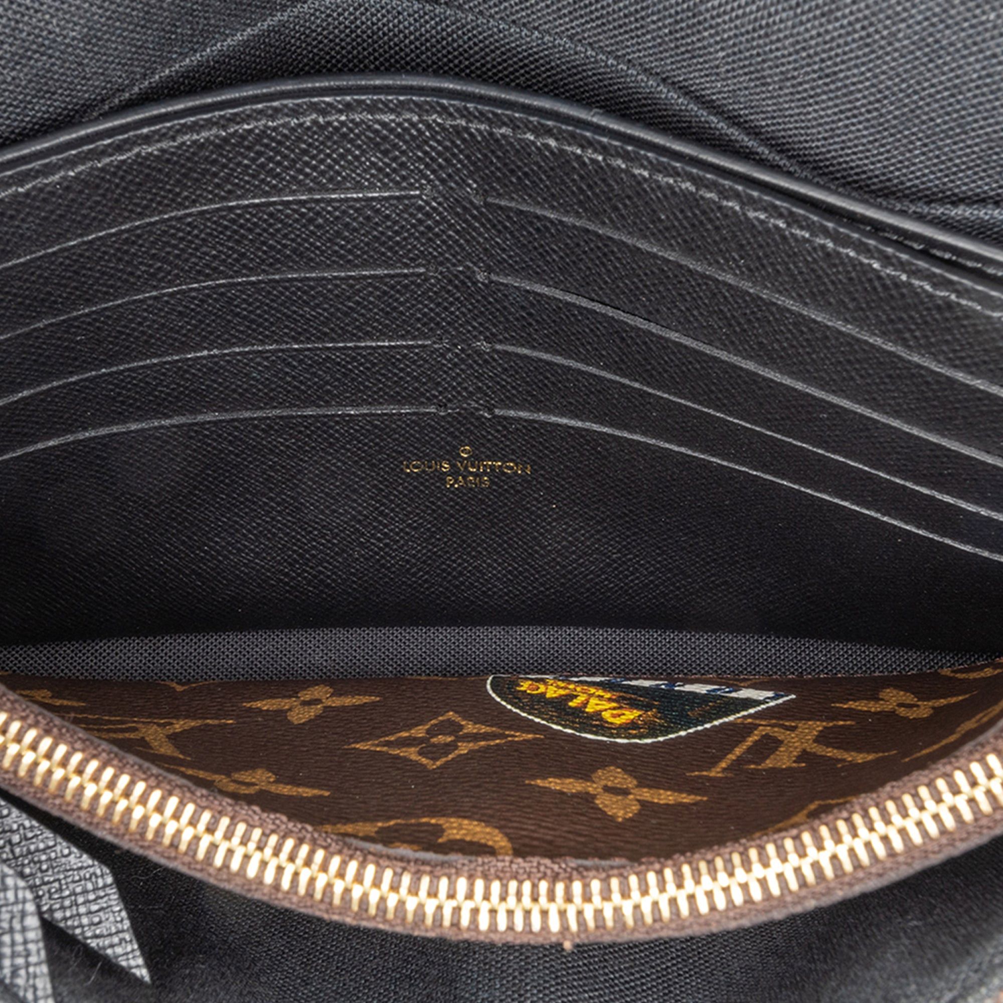 Louis Vuitton Louis Vuitton Monogram World Tour Pochette Felicie Brown Size ONE SIZE - 4 Thumbnail