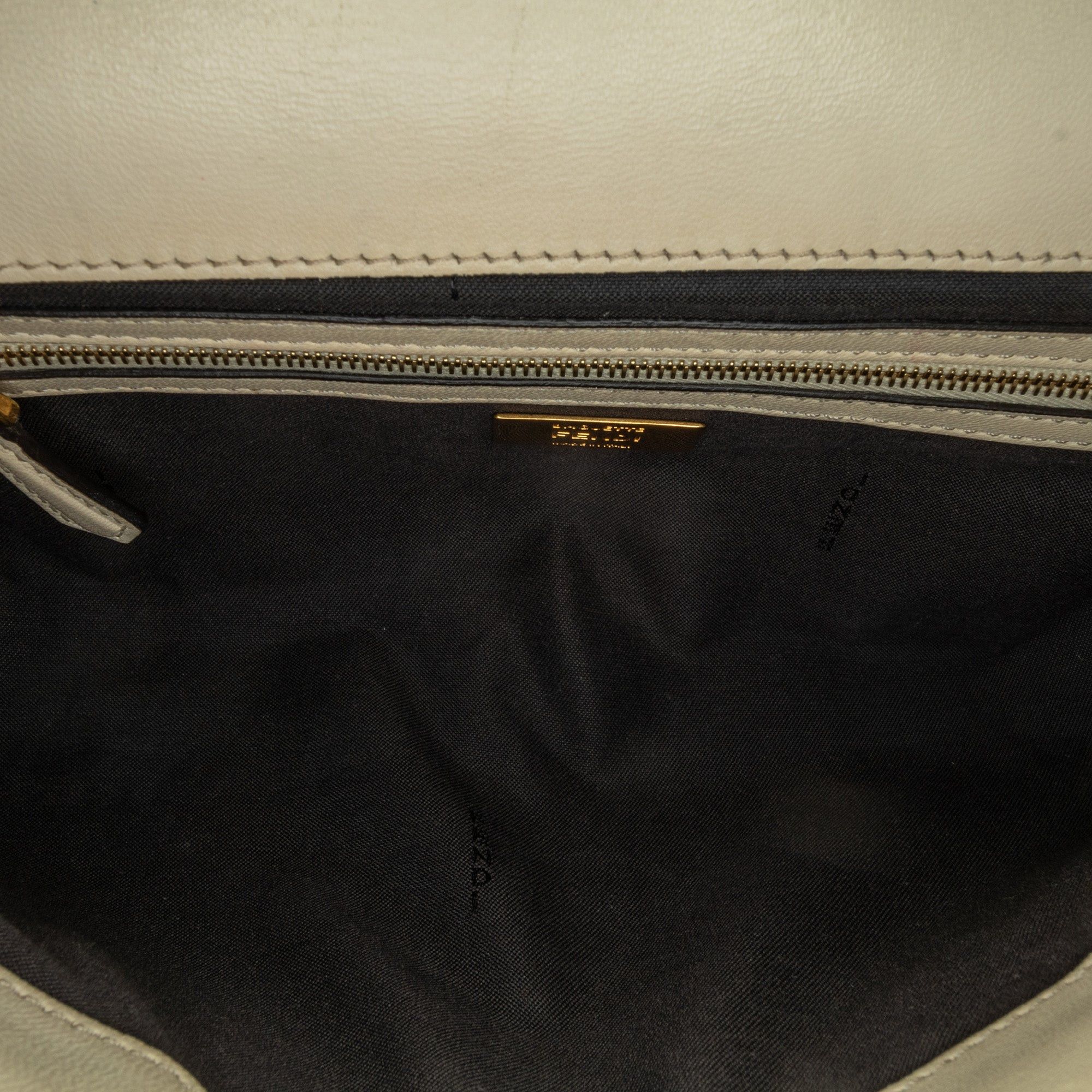 Fendi Fendi Bicolor Leather Chain Baguette White Size ONE SIZE - 4 Thumbnail