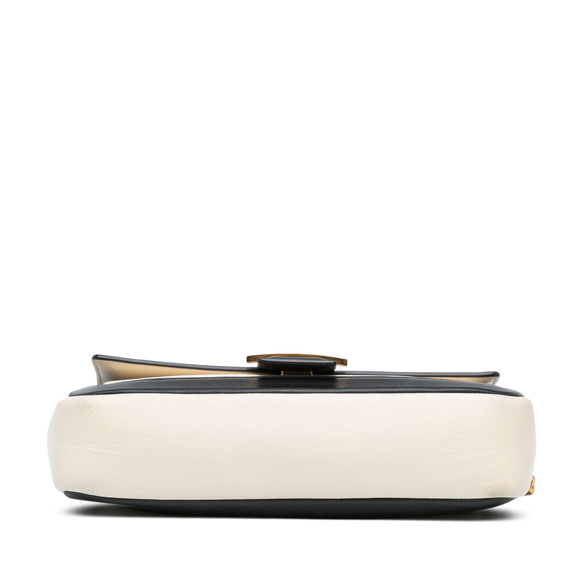 Fendi Fendi Bicolor Leather Chain Baguette White Size ONE SIZE - 3 Thumbnail