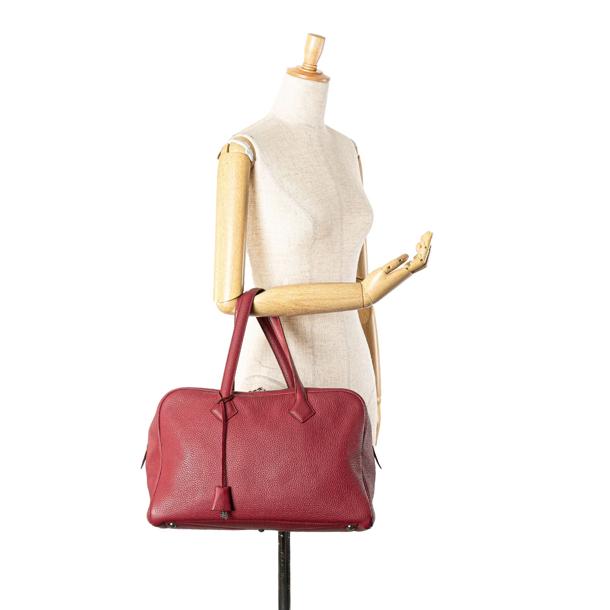 Hermes Hermès Clemence Victoria II 35 Red Size ONE SIZE - 13 Thumbnail