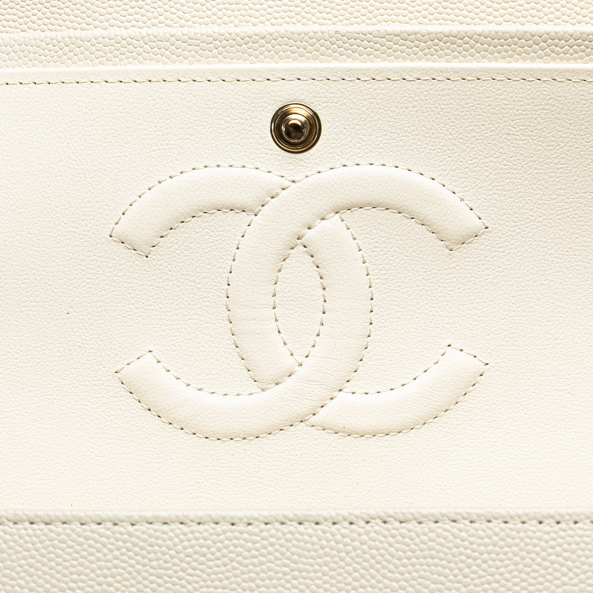 Chanel Chanel Medium Classic Caviar Double Flap White Size ONE SIZE - 9 Thumbnail
