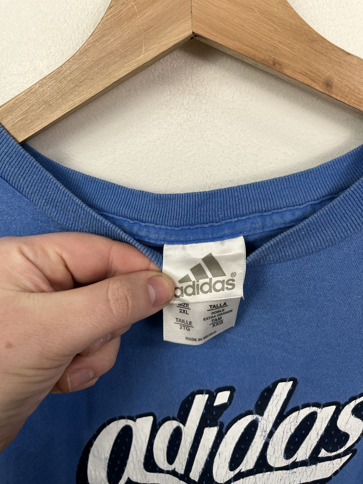 Adidas Vintage Y2K Adidas Jersey Print Logo Tee Shirt Size XXL Size US XXL / EU 58 / 5 - 2 Thumbnail