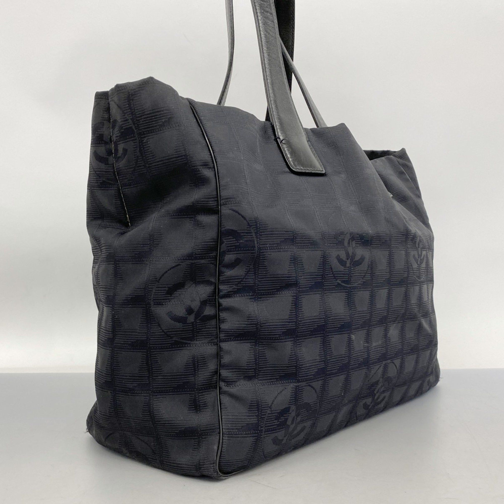 Chanel Chanel Travel line tote Size ONE SIZE - 3 Thumbnail