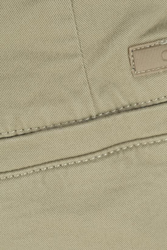 Calvin Klein CALVIN KLEIN Men Shorts K10K114067 HI0 BROWN Size US 34 / EU 50 - 3 Thumbnail
