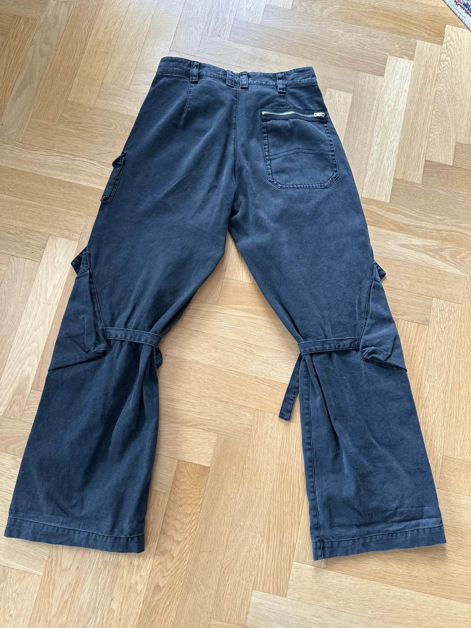 Acne Studios Acne Studios Cargo Trousers Pants Size 27" / US 4 / IT 40 - 5 Thumbnail