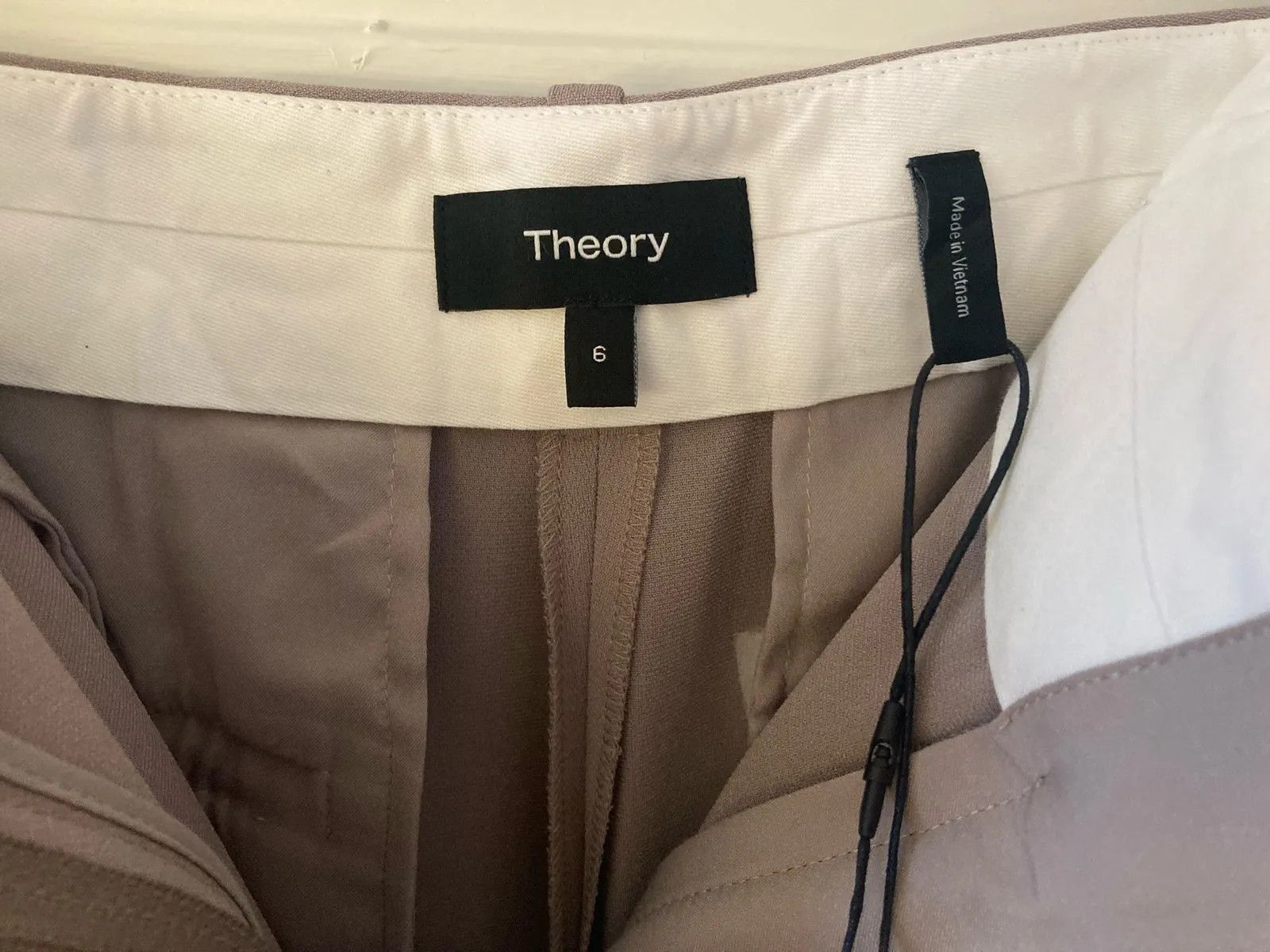 Theory Theory Relax Pants in Admiral Crepe Pants display picture 1