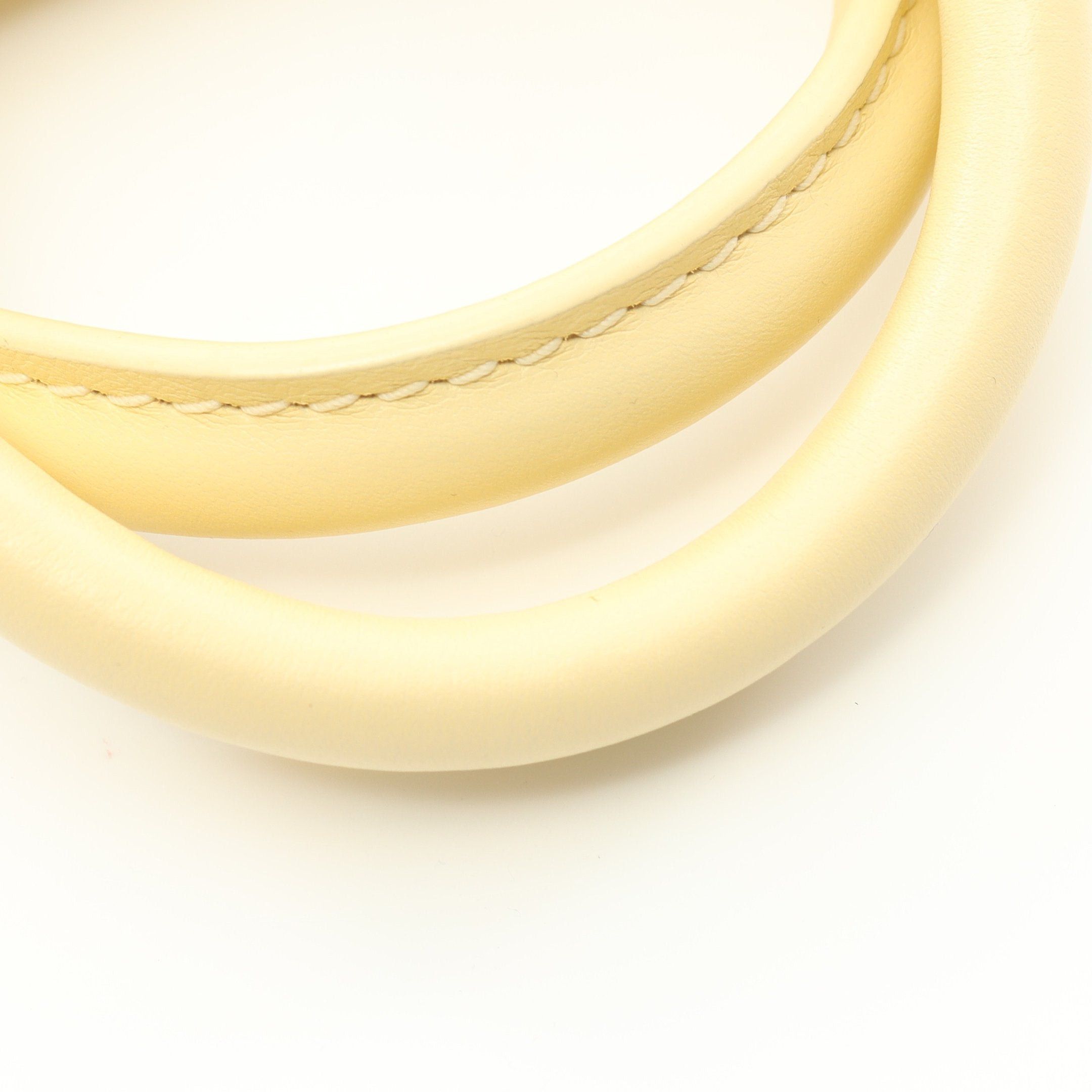 Louis Vuitton Louis Vuitton Alma Bb Soft Bubble Glam Banana Handbag Leather Light Yellow Size ONE SIZE - 5 Thumbnail