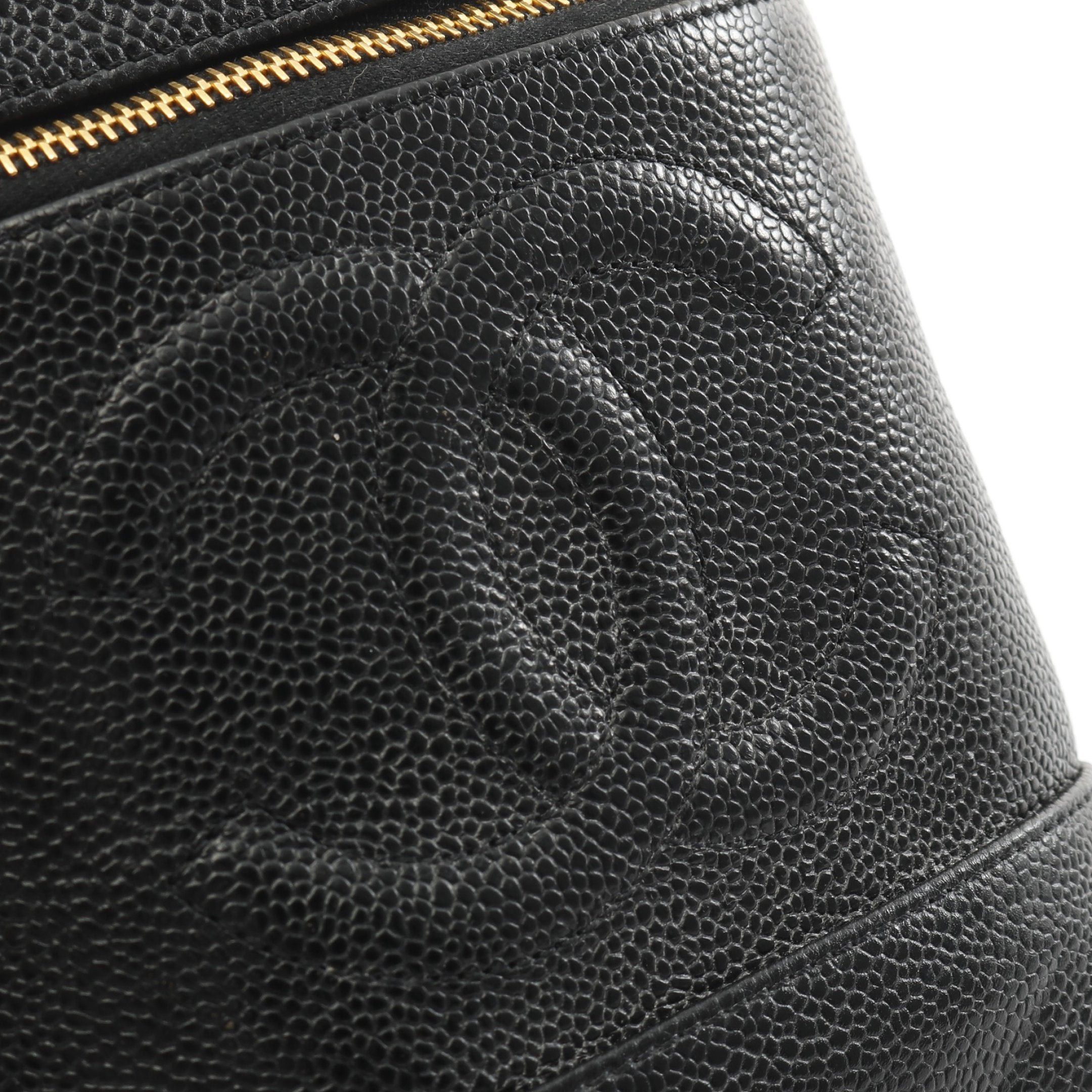 Chanel Chanel Coco Mark Handbag Vanity Bag Caviar Skin Black Gold Hardware Size ONE SIZE - 9 Thumbnail