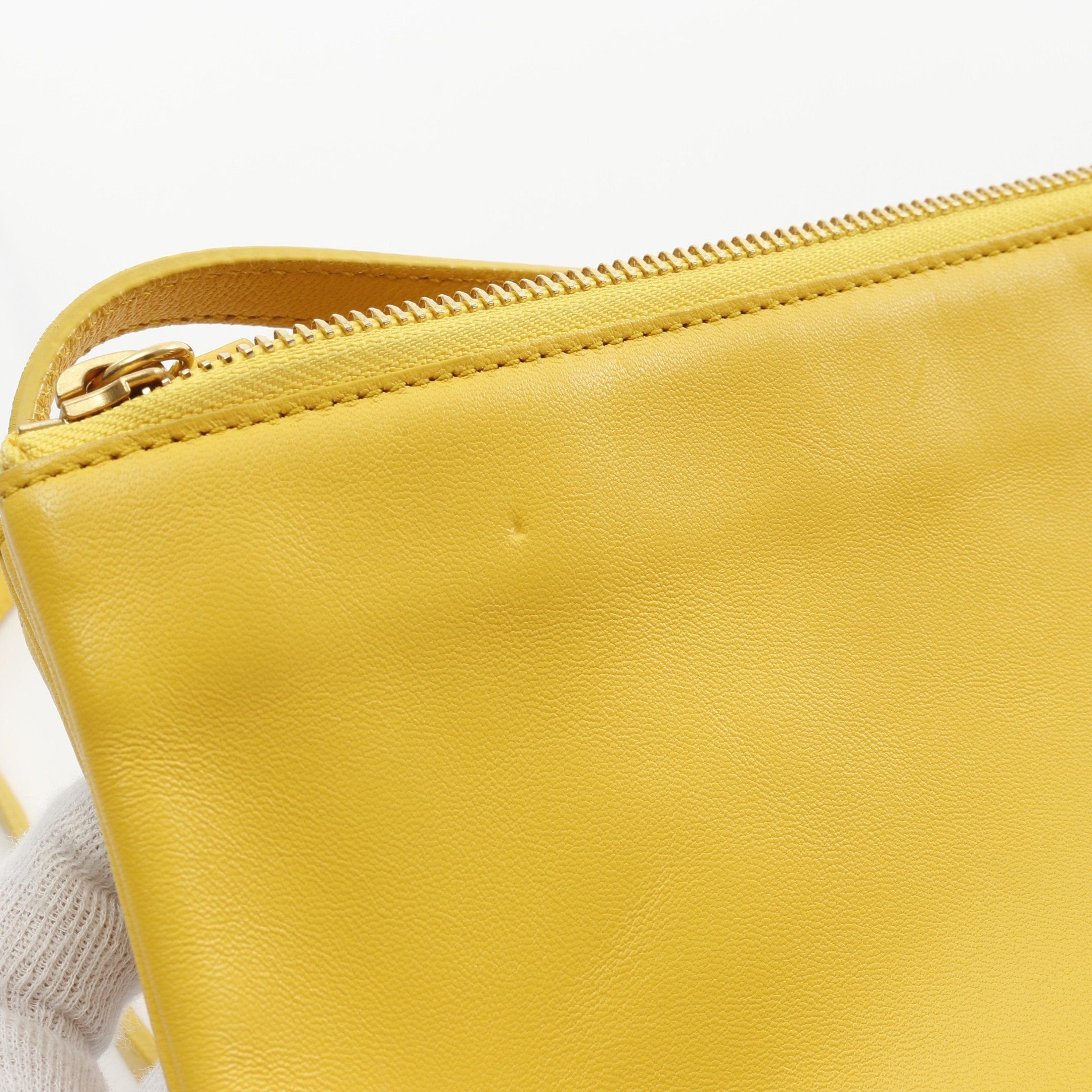 Celine Celine Trio Small Shoulder Bag Leather Yellow Size ONE SIZE - 9 Thumbnail