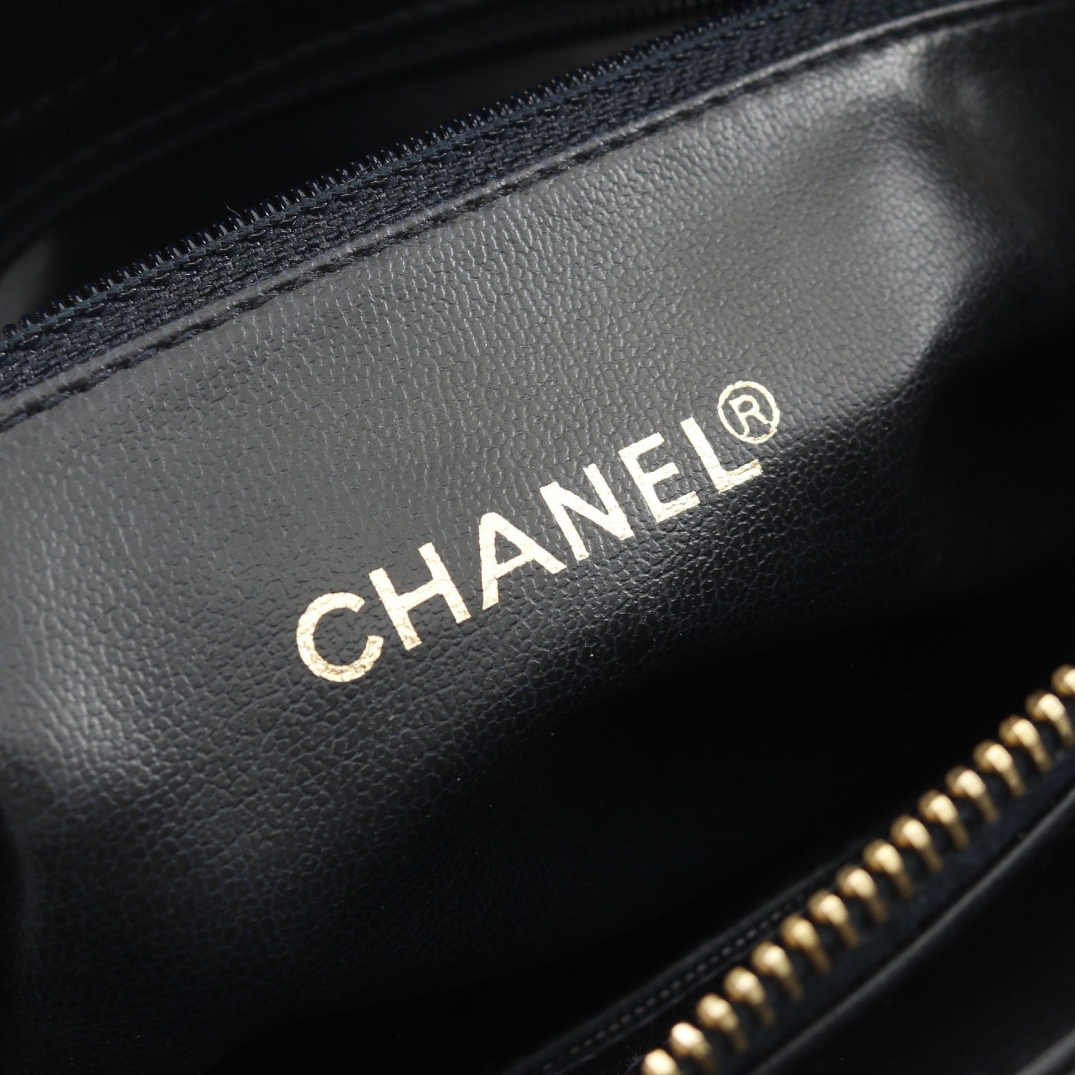 Chanel Chanel Chevron V-Stitch Handbag Lambskin Dark Navy Gold Hardware Size ONE SIZE - 4 Thumbnail
